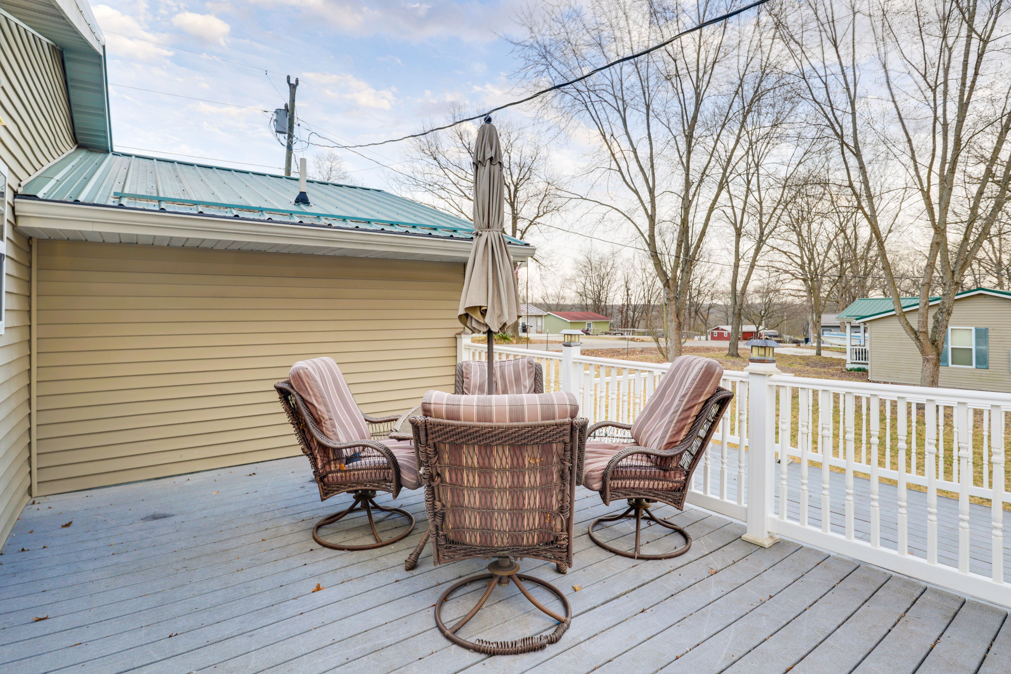 Private Deck