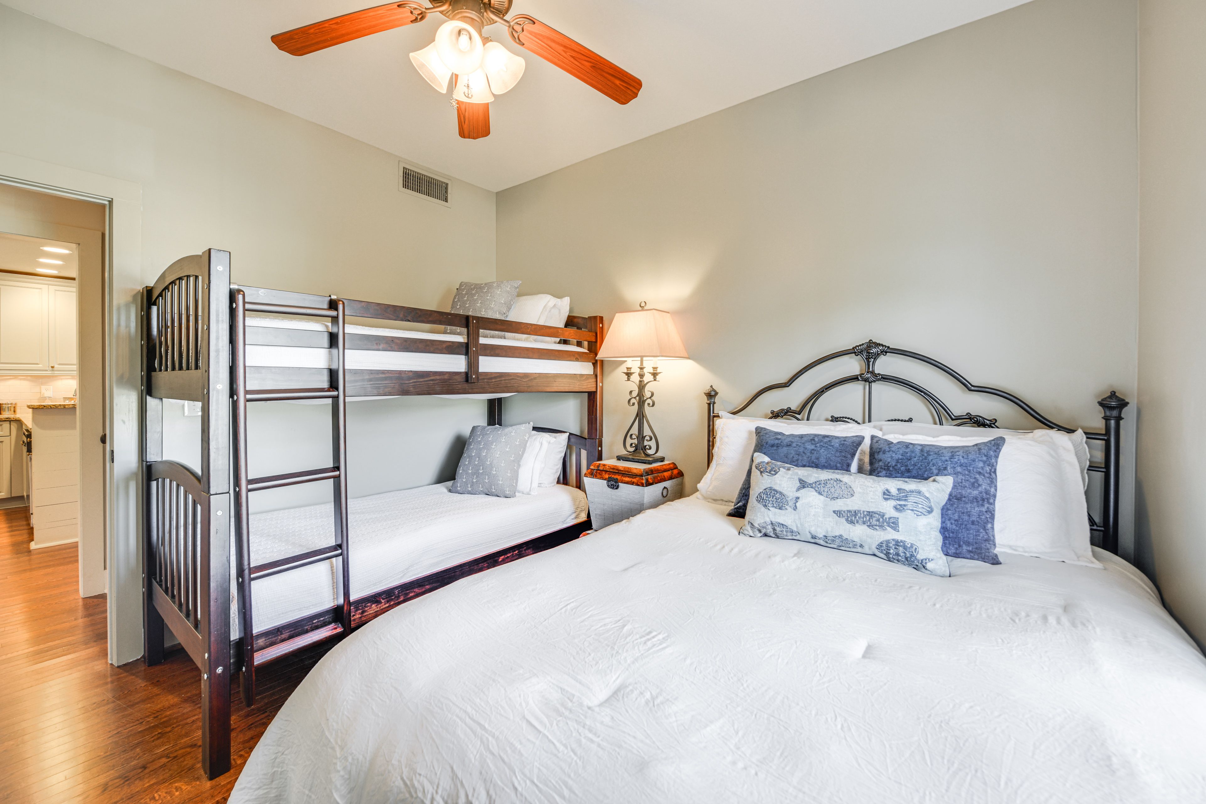 Bedroom 3 | Queen Bed | Twin Bunk Bed