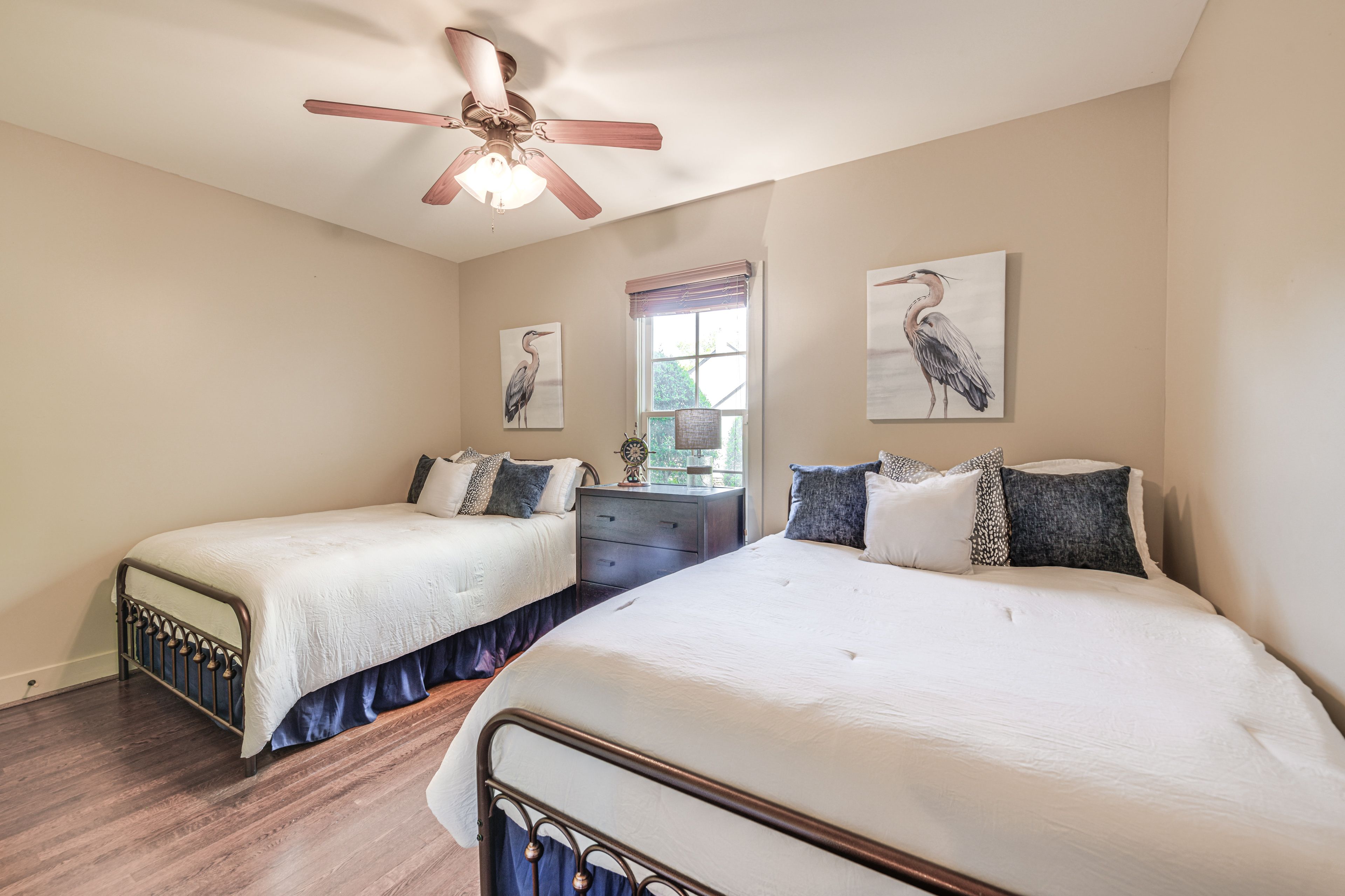 Bedroom 2 | 2 Queen Beds