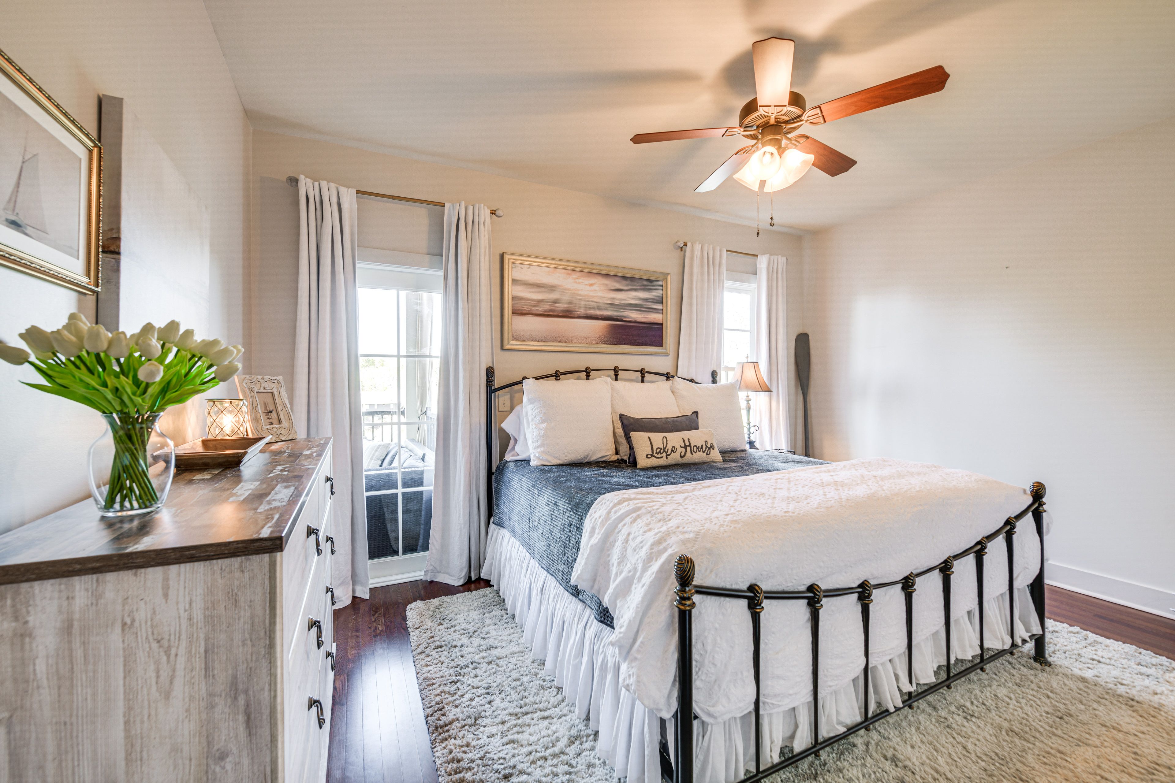 Bedroom 1 | King Bed