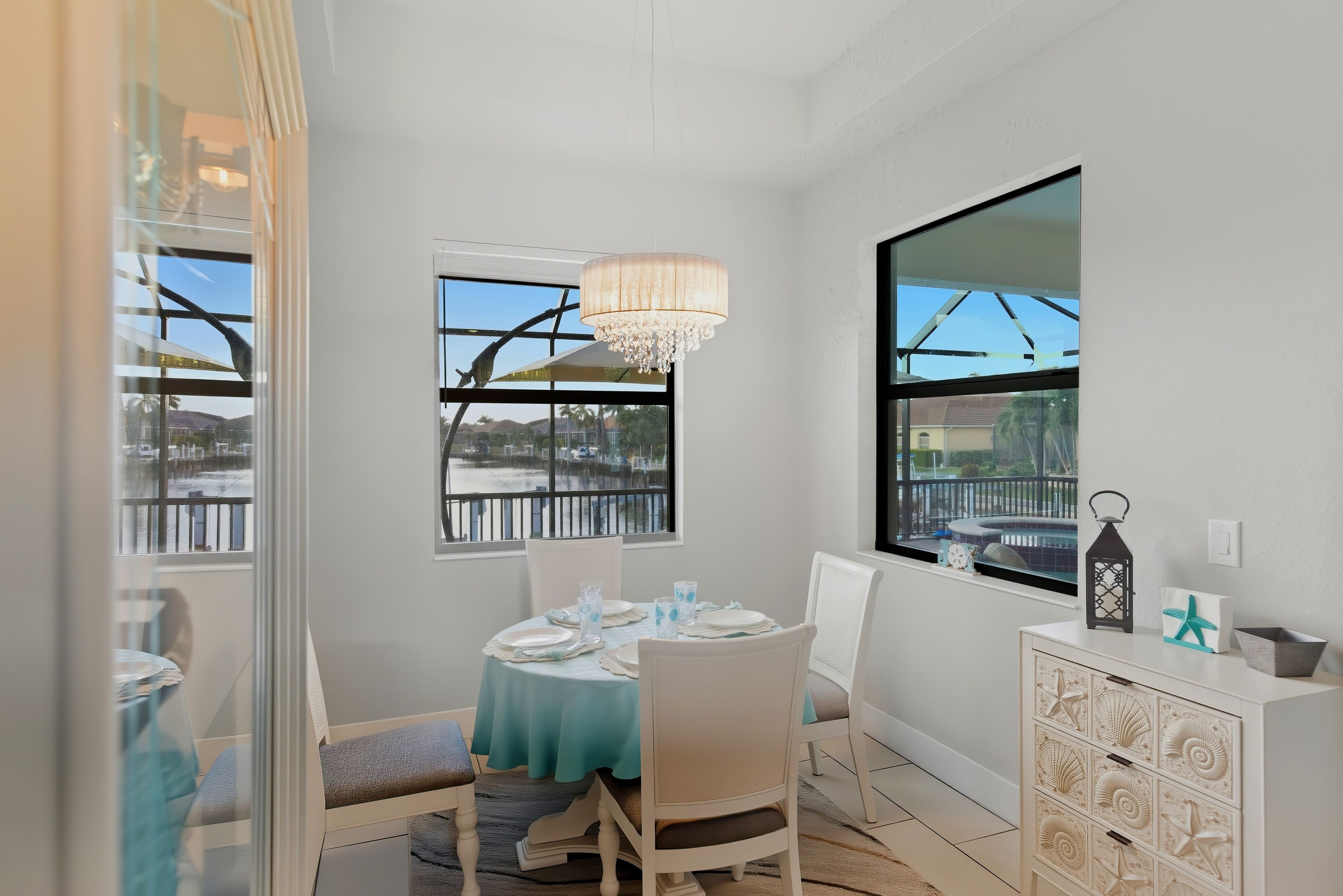 Dining Area | Dishware & Flatware