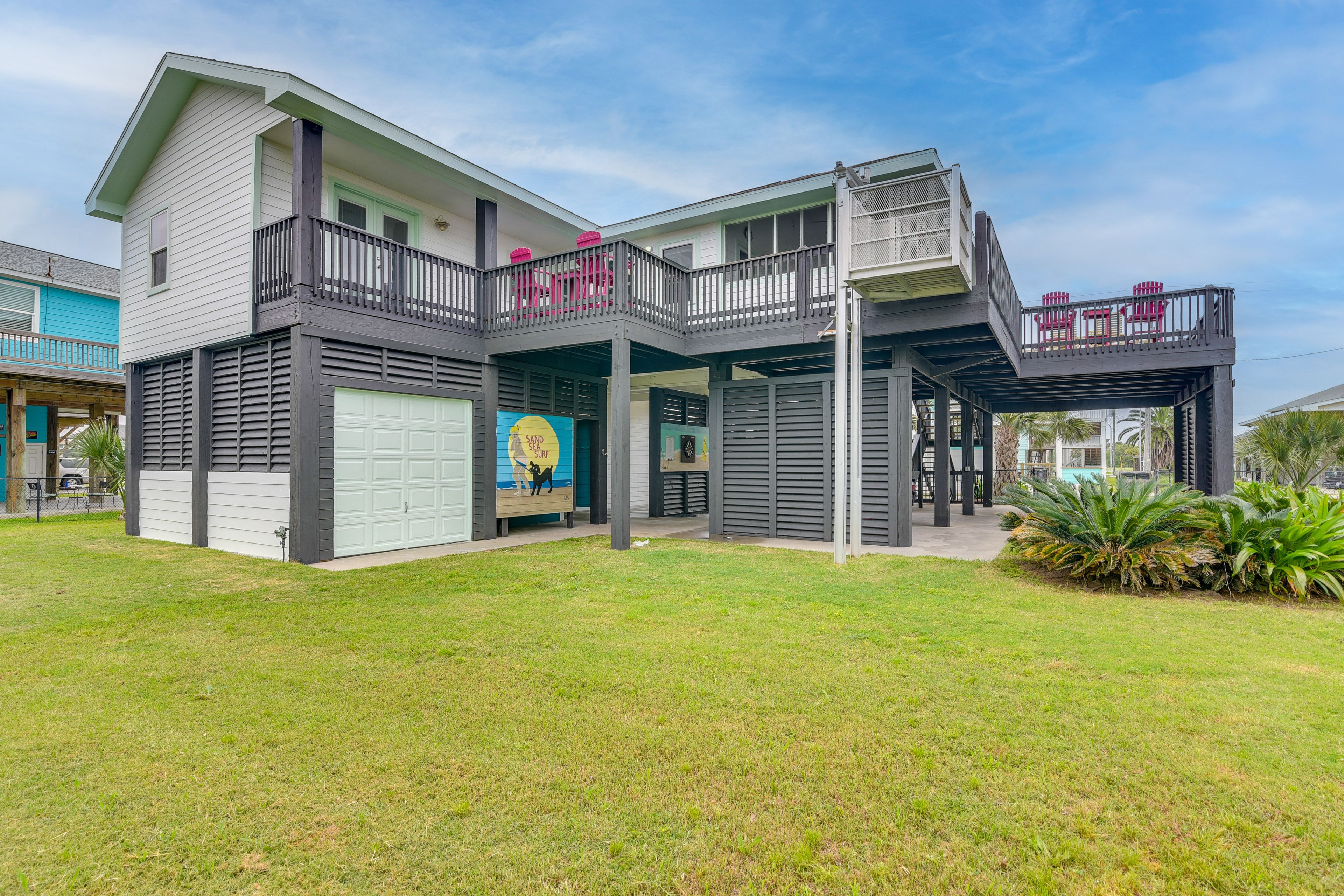 Exterior | Walk to Crystal Beach