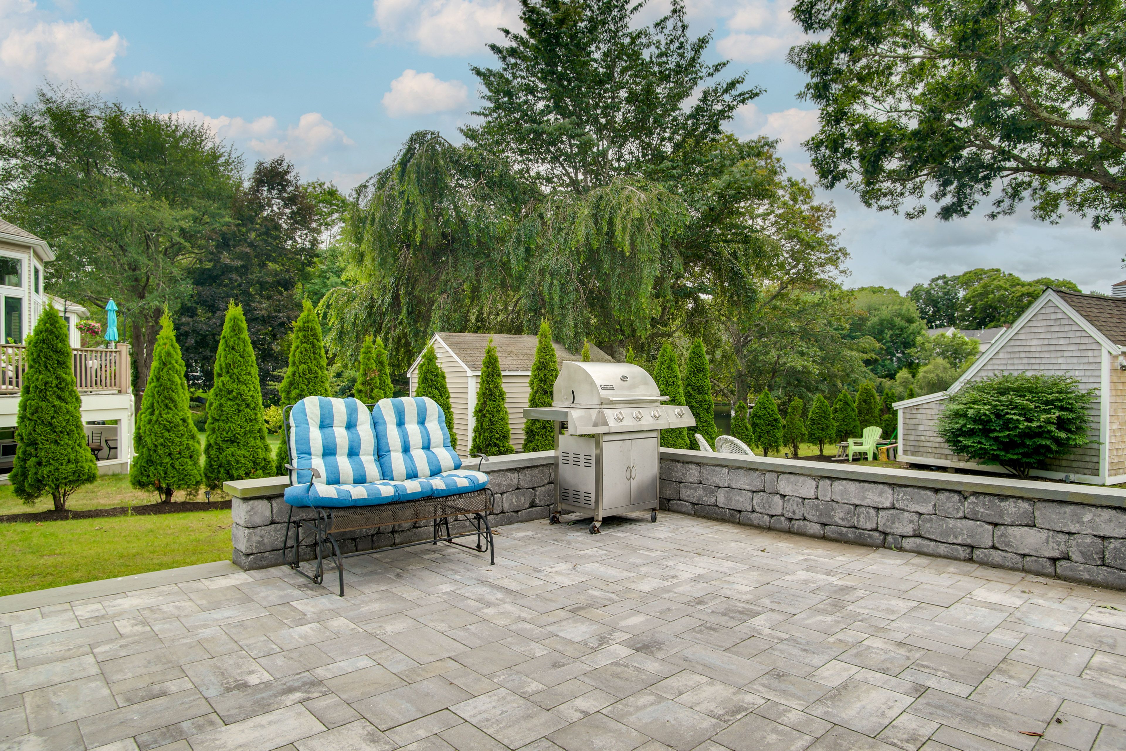 Patio | Fire Pit | Gas Grill