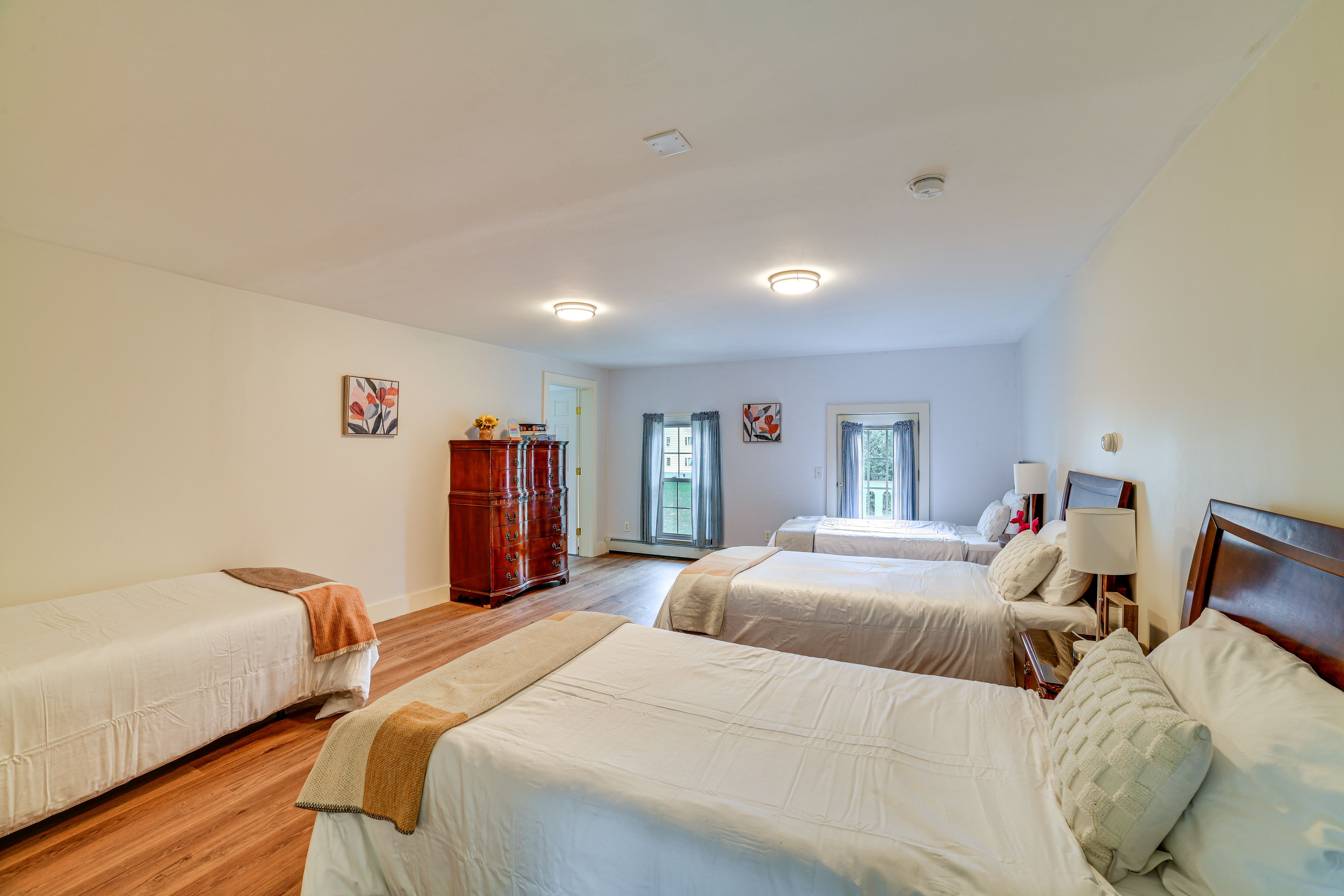 Bedroom 2 | 4 Twin XL Beds | 2nd Floor