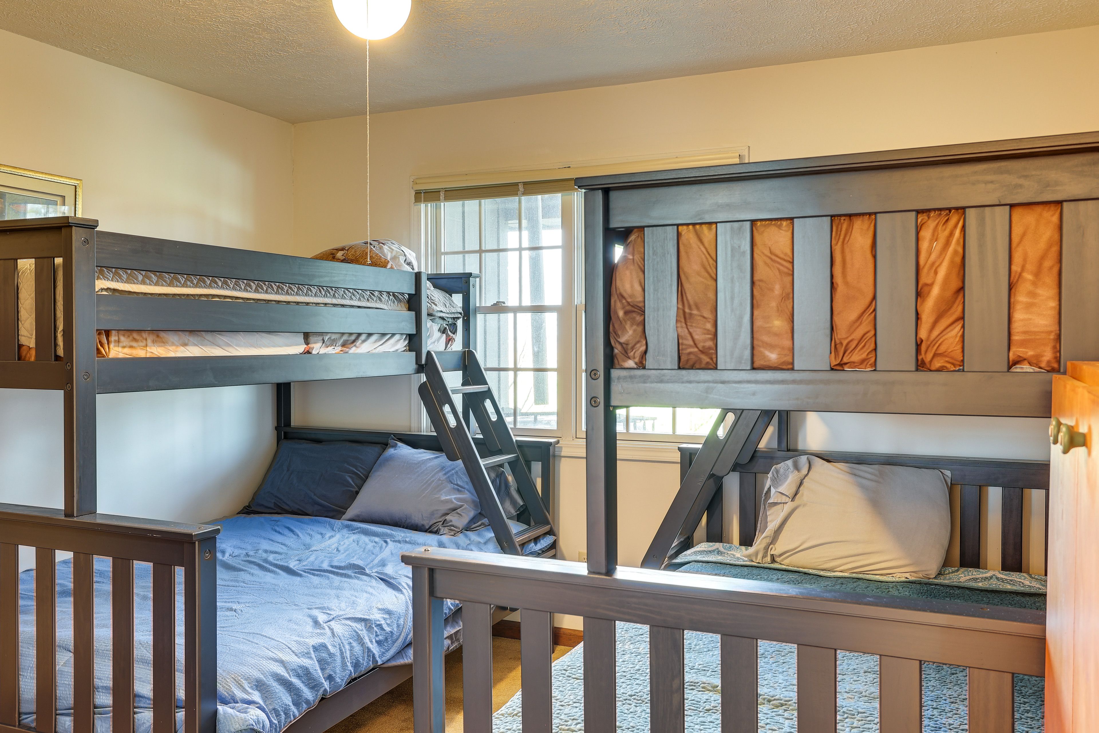 Bedroom 3 | 2 Twin/Full Bunk Beds | 1st Floor