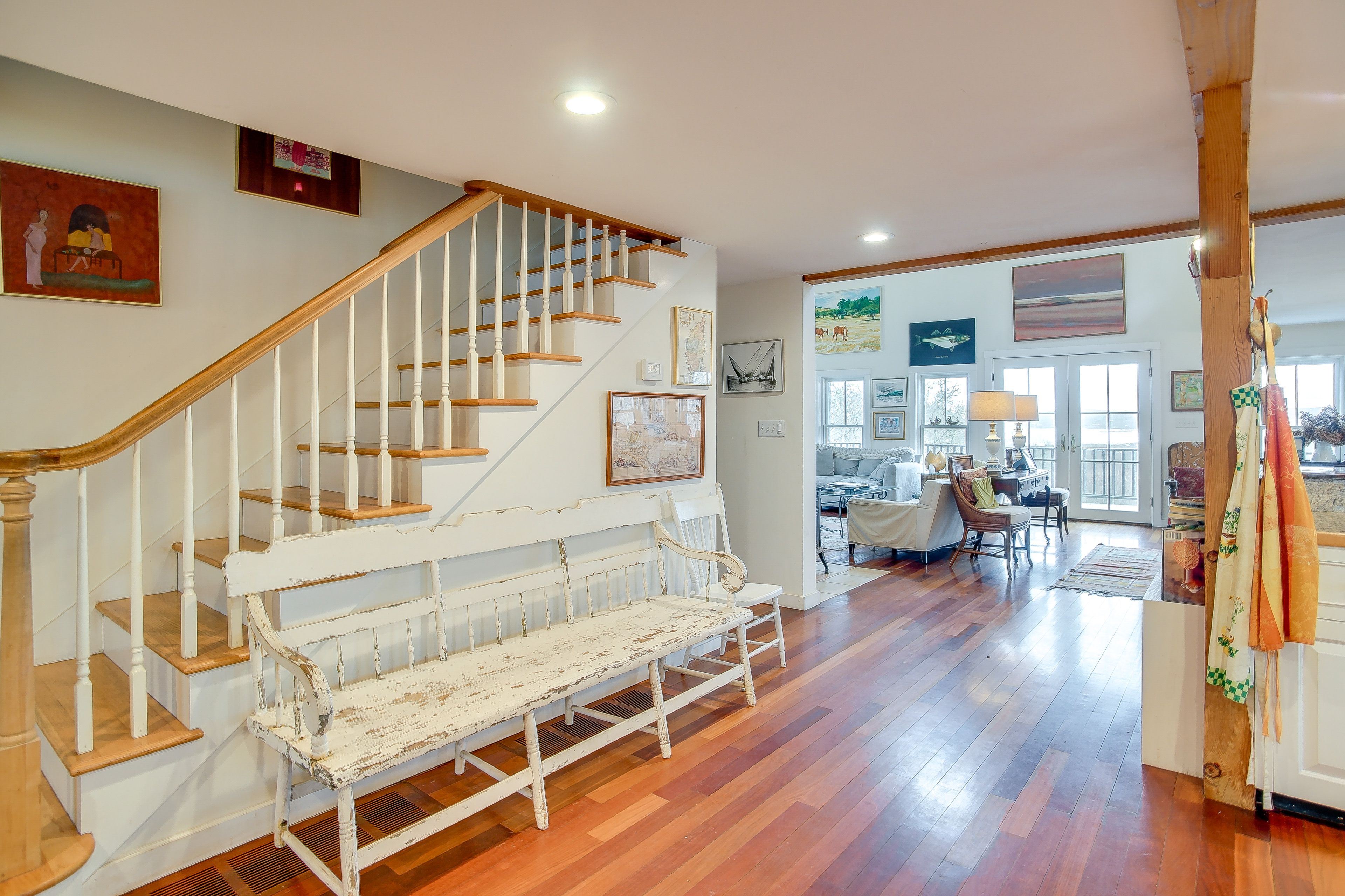 Sitting Area | Stairs to 2nd Floor
