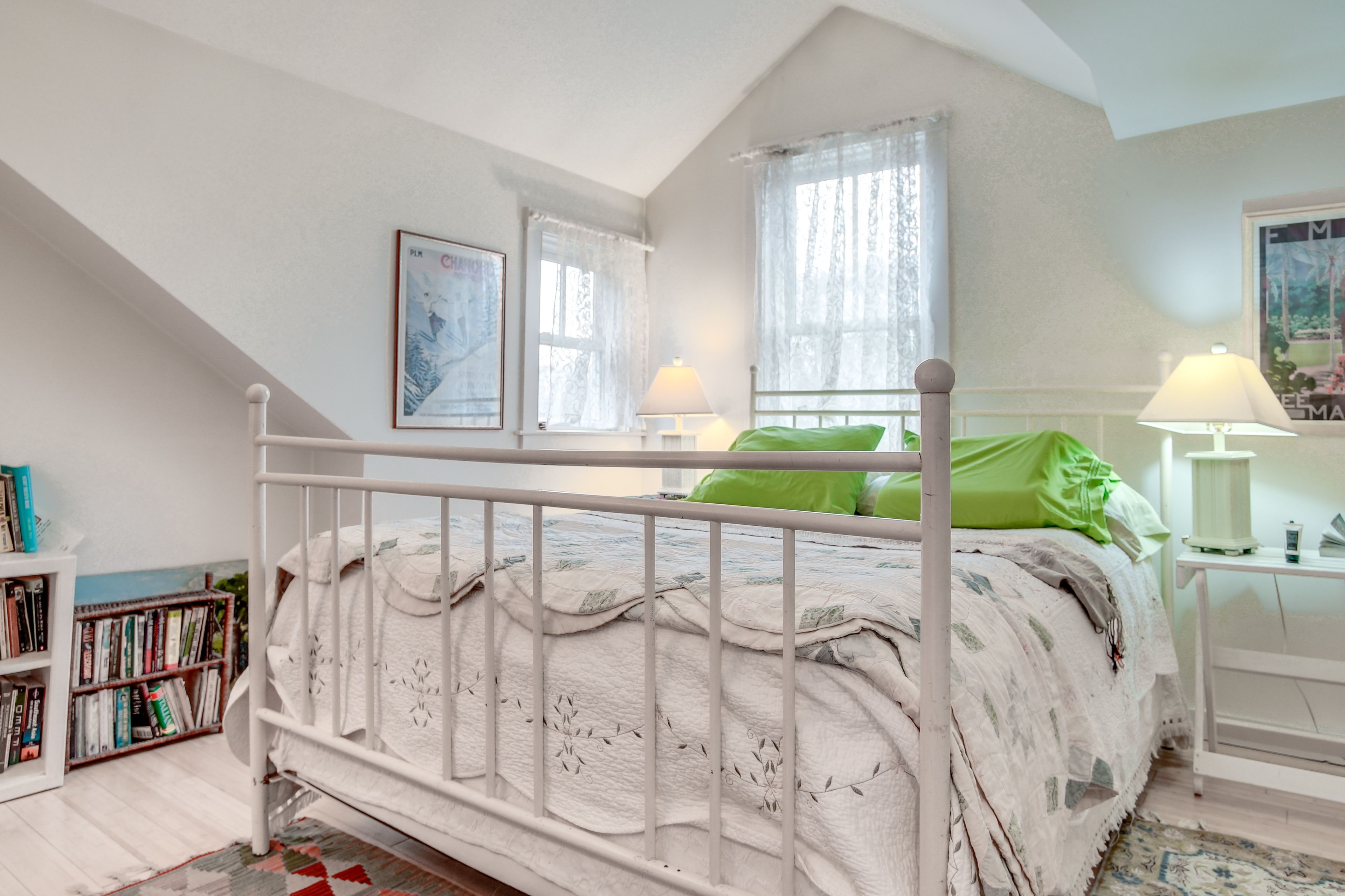 Bedroom 2 | Queen Bed | 2nd Floor