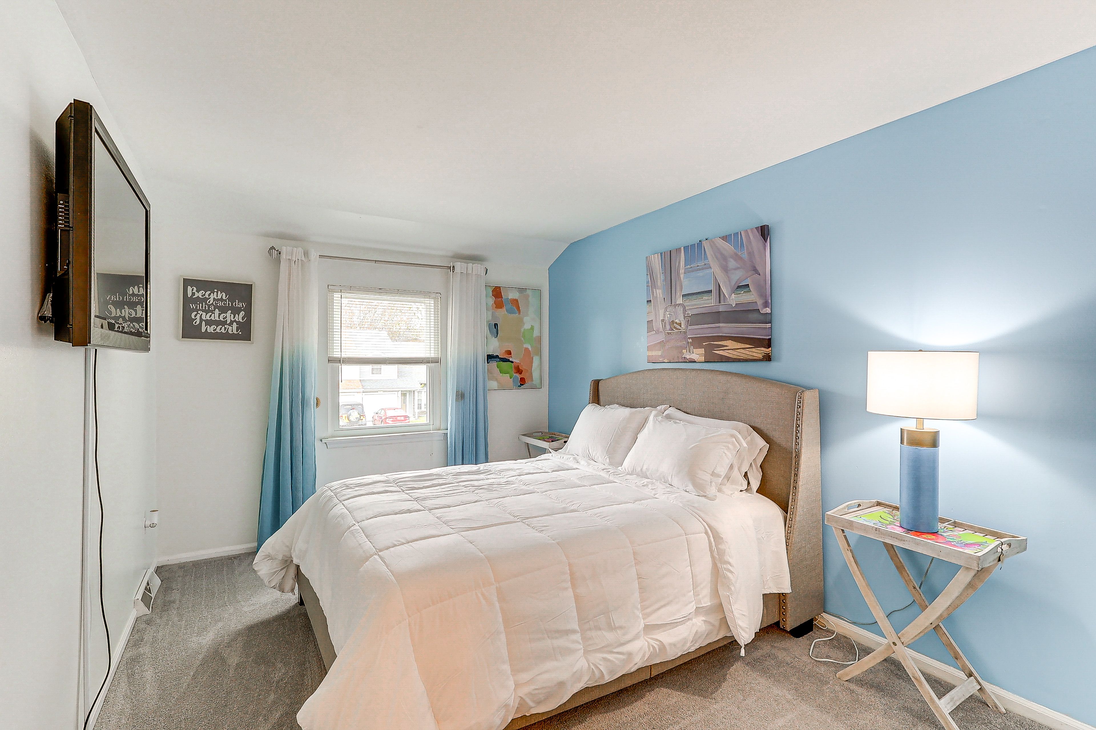 Bedroom 2 | Queen Bed | 2nd Floor