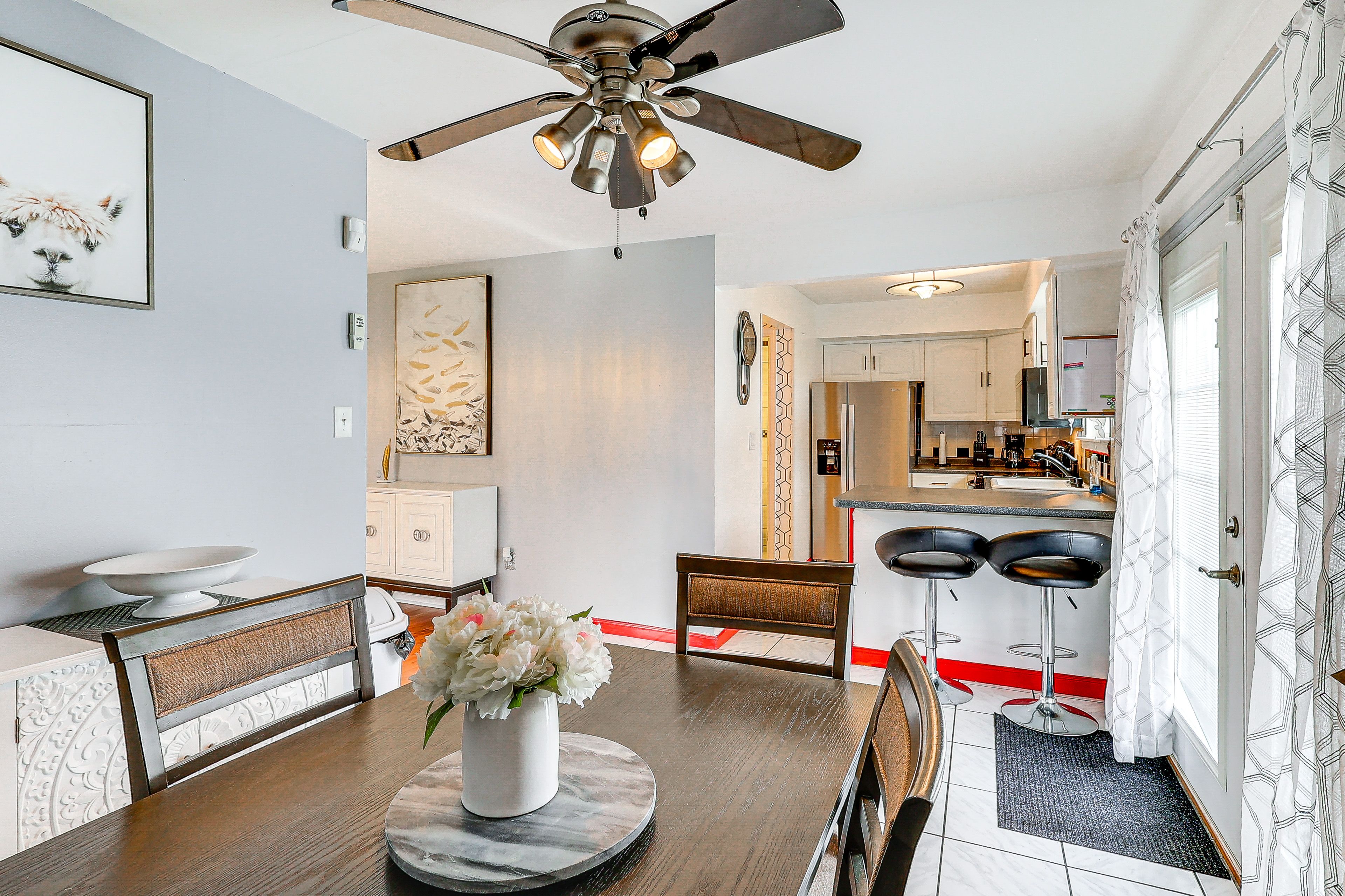 Dining Area | 1st Floor