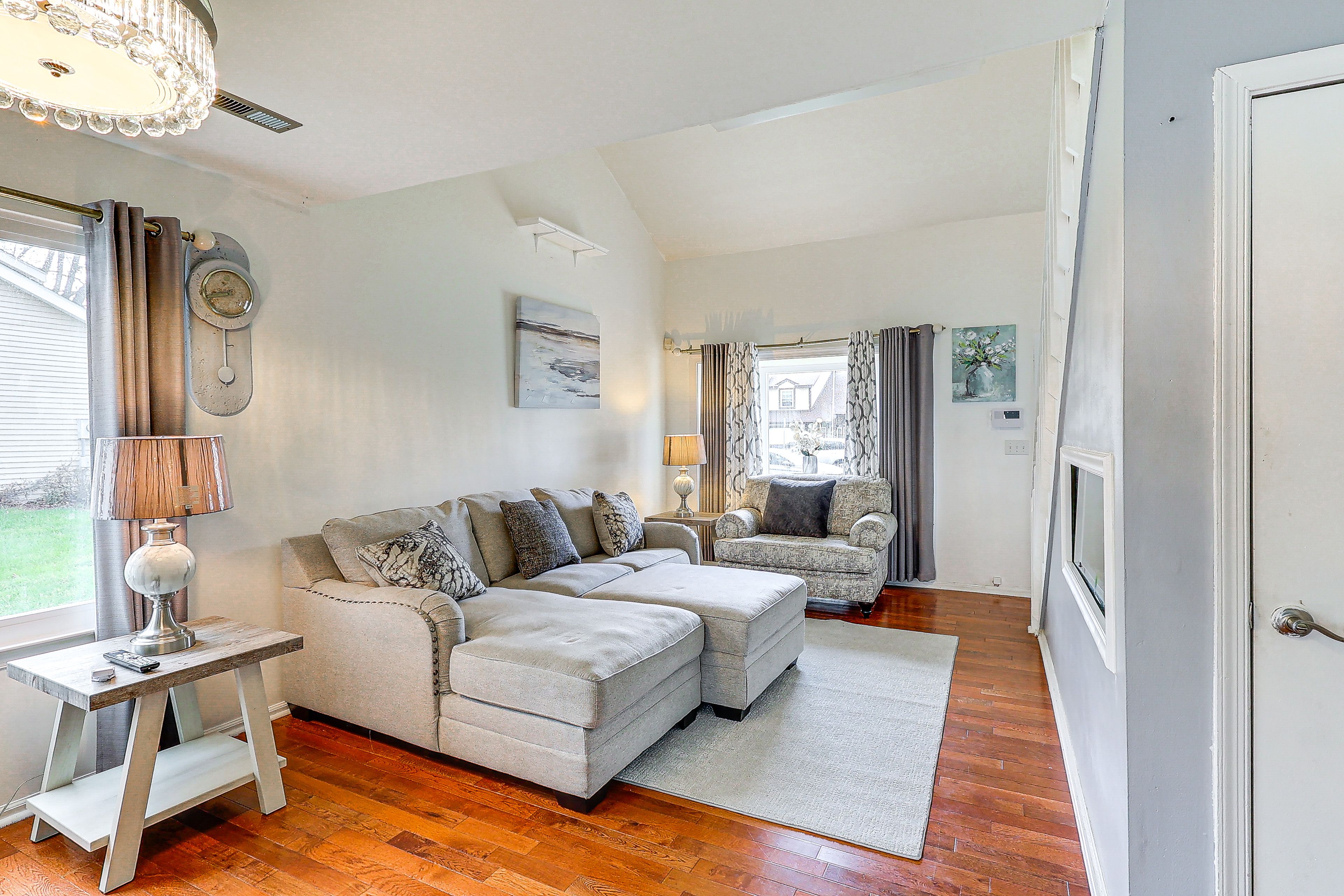 Living Room | Smart TV | 1st Floor
