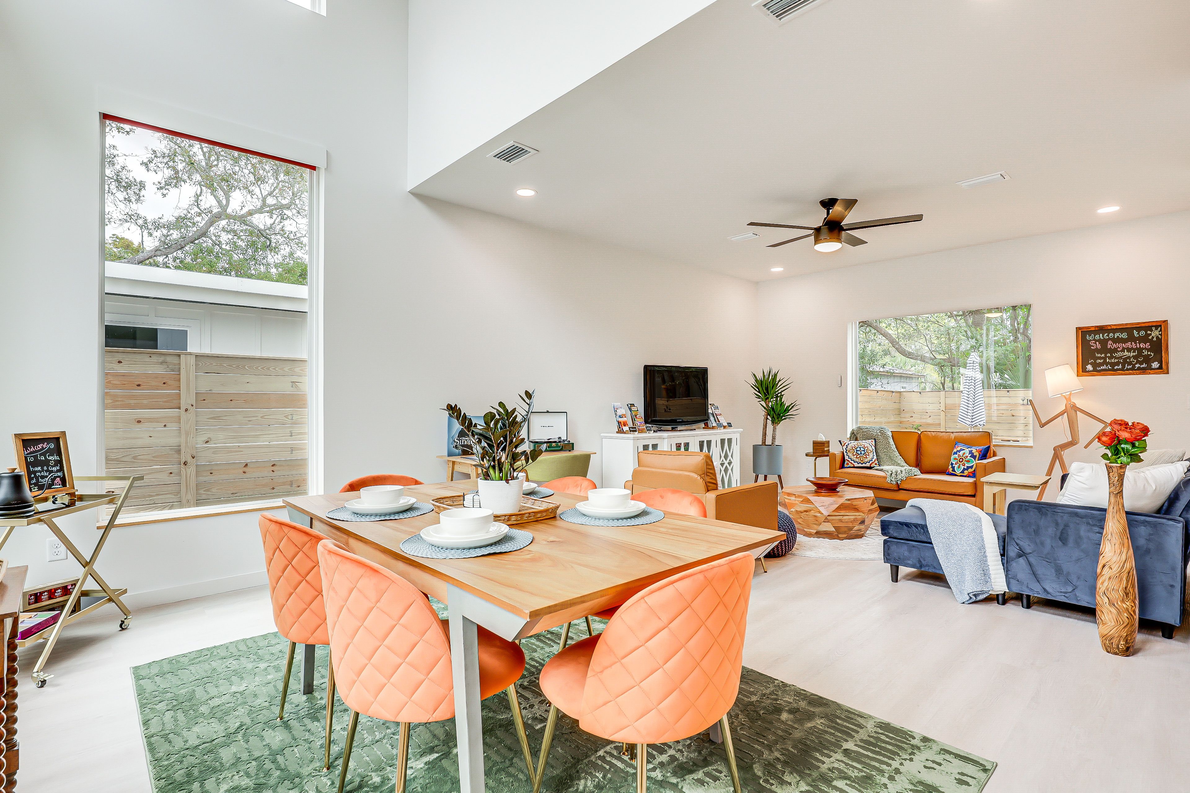 Dining Area | 1st Floor