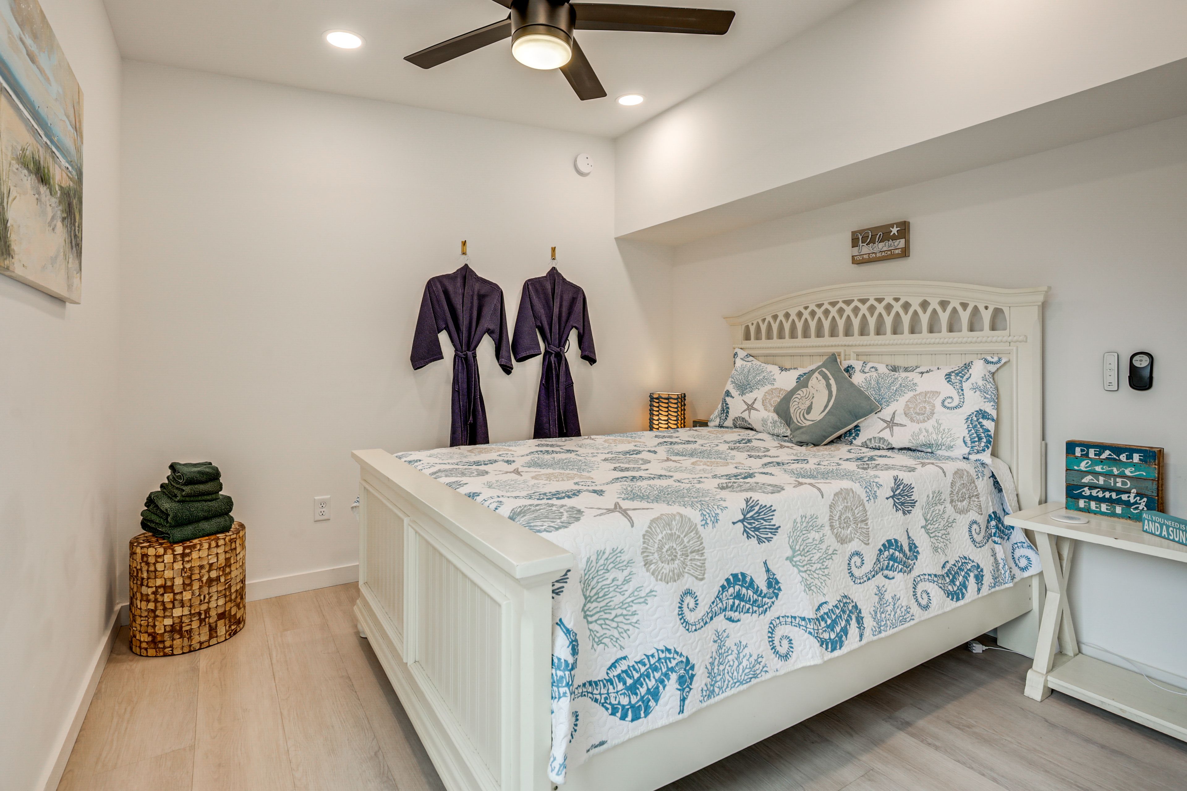 Bedroom 3 | Queen Bed | 2nd Floor