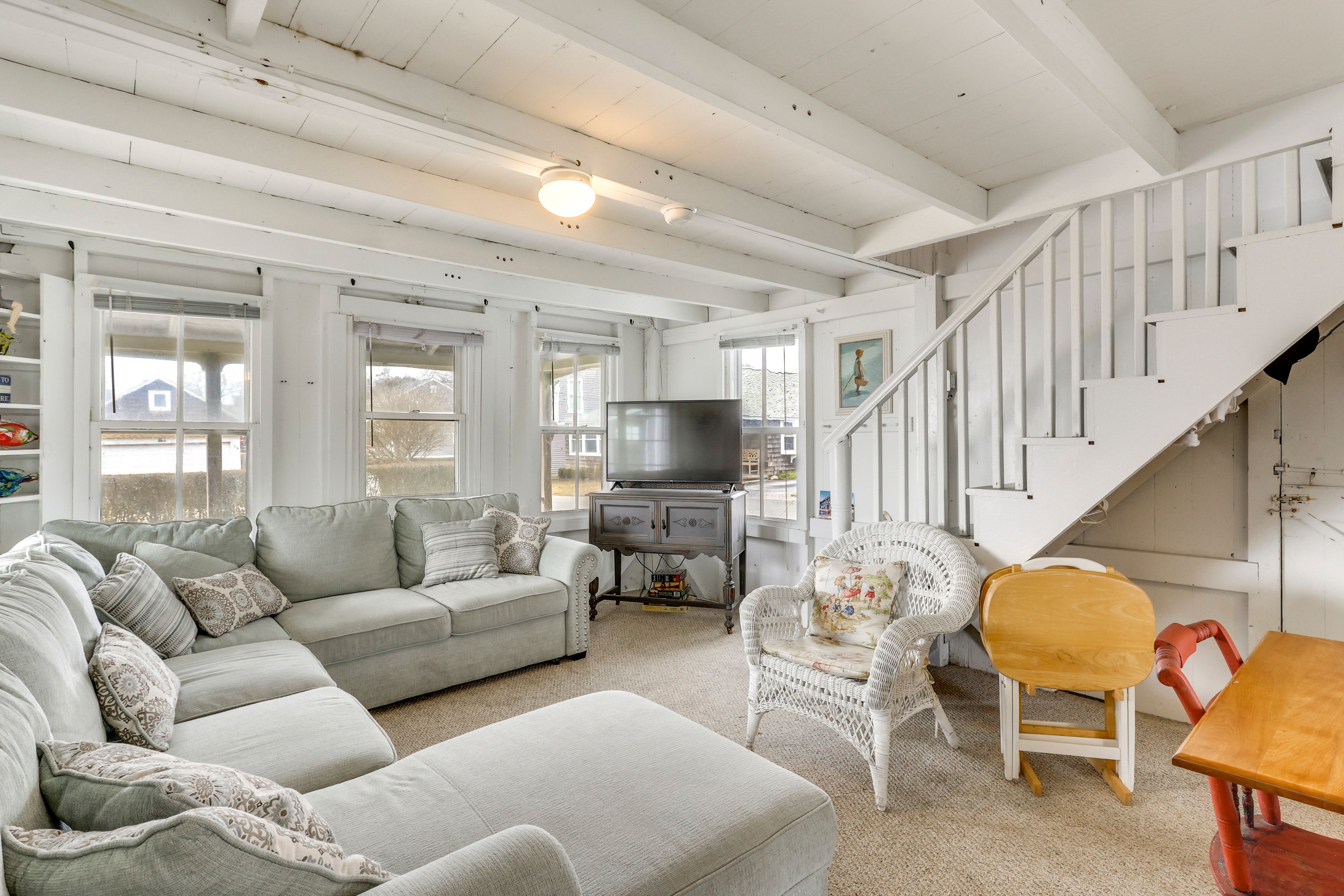Westbrook Vacation Rental | 3BR | 1BA | 800 Sq Ft | Steps Required