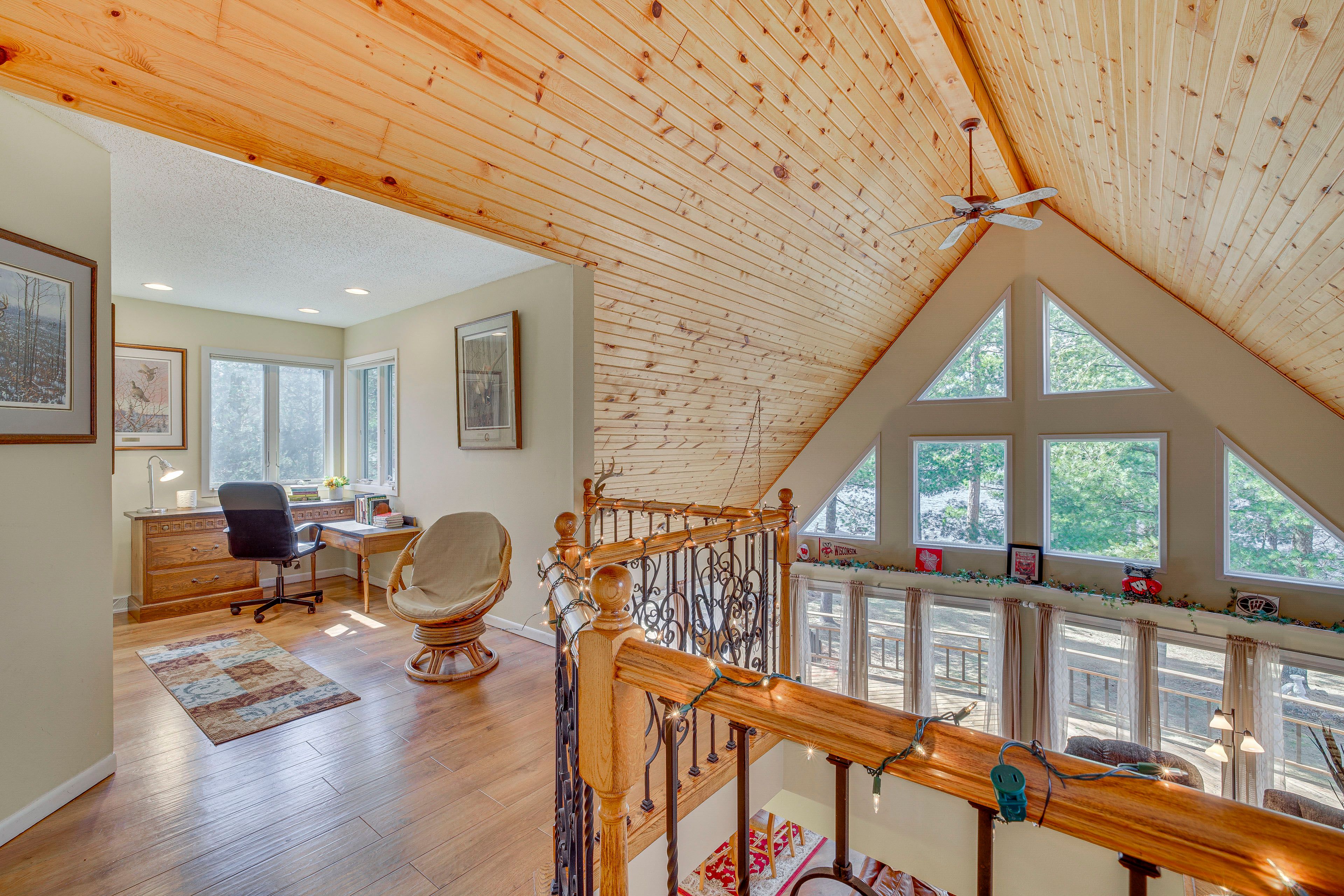 Office Space | Upper Level