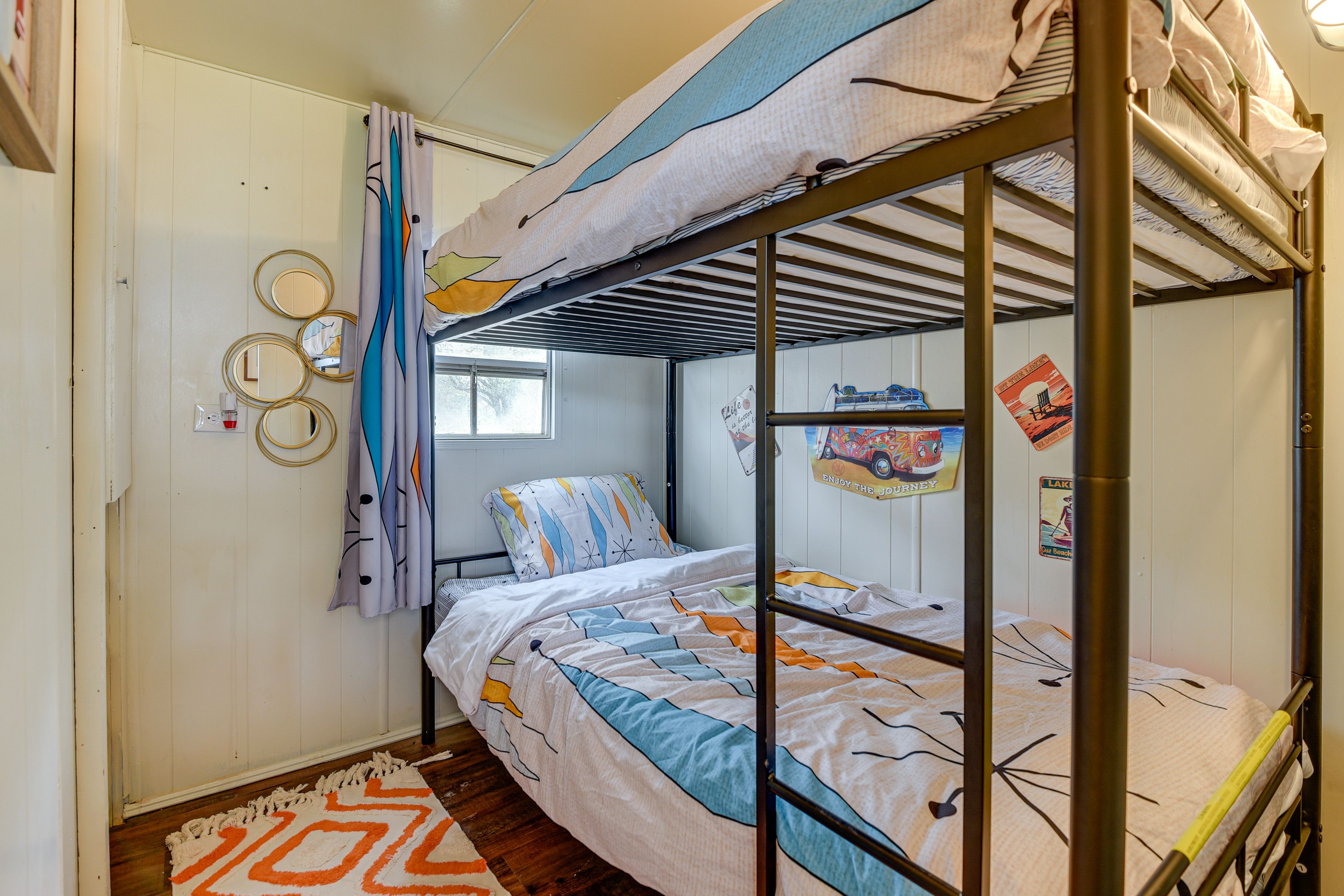 Bedroom 2 | Twin Bunk Bed