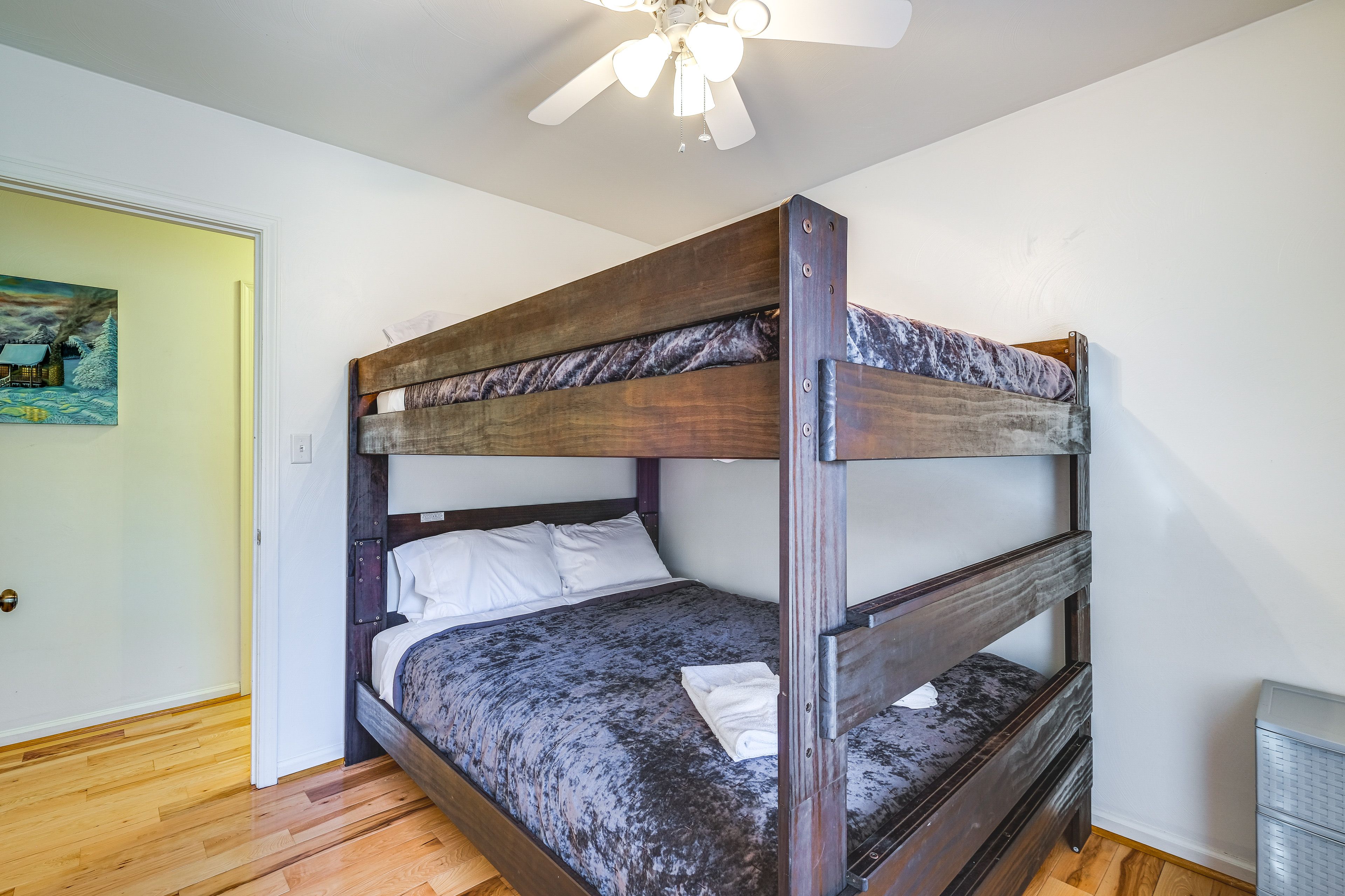 Bedroom 3 | Queen Bunk Bed
