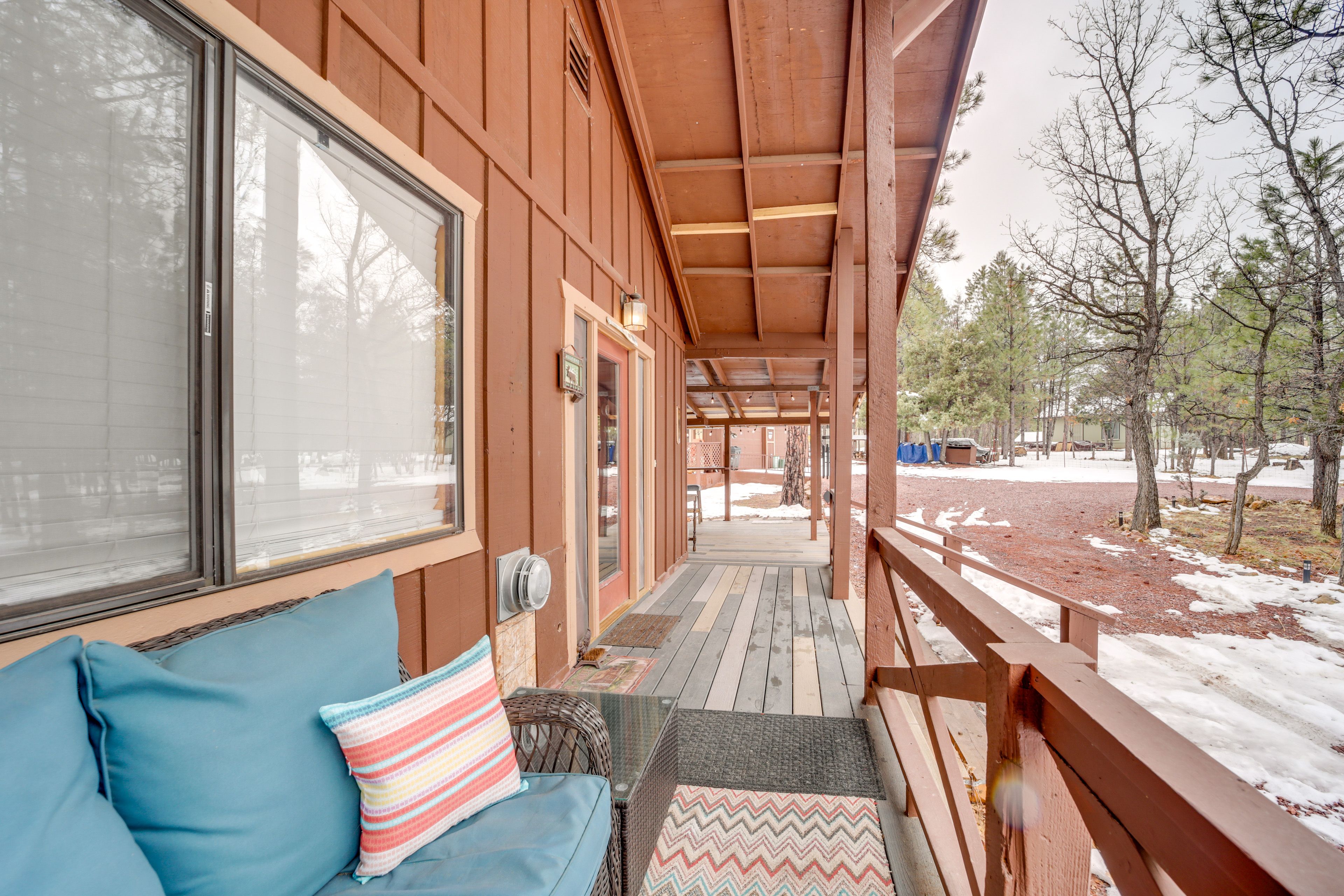 Cabin Exterior | Private Entrance