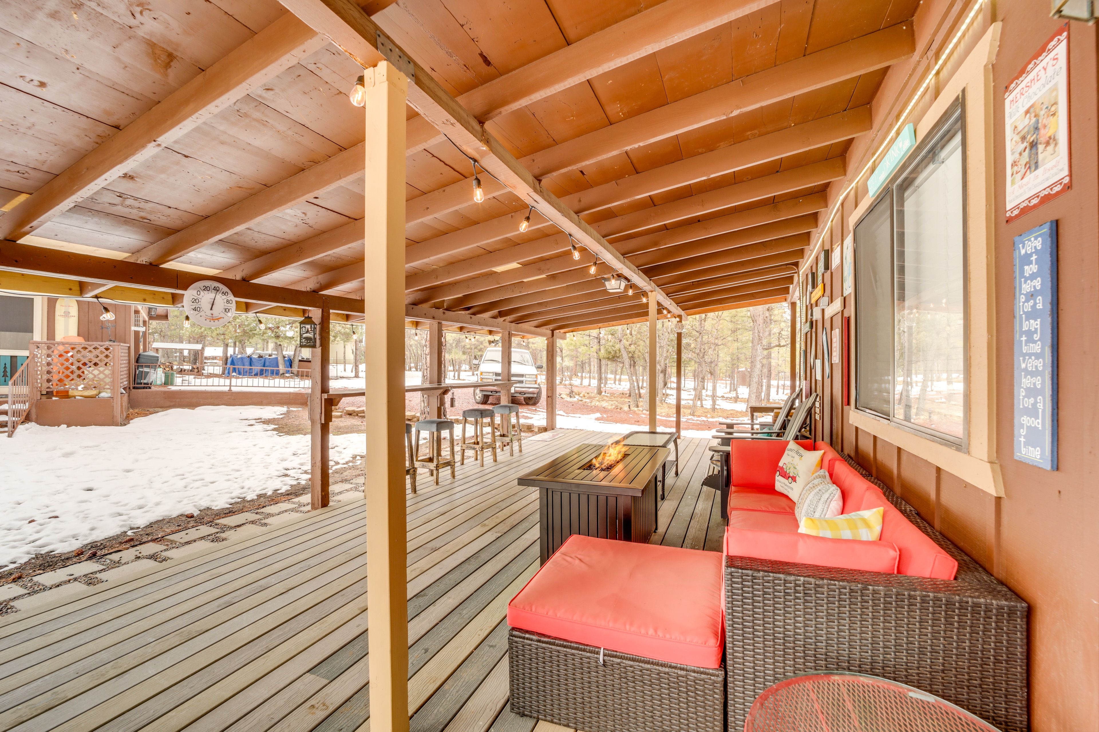 Outdoor Space | Propane Fire Pit | BBQ Grill