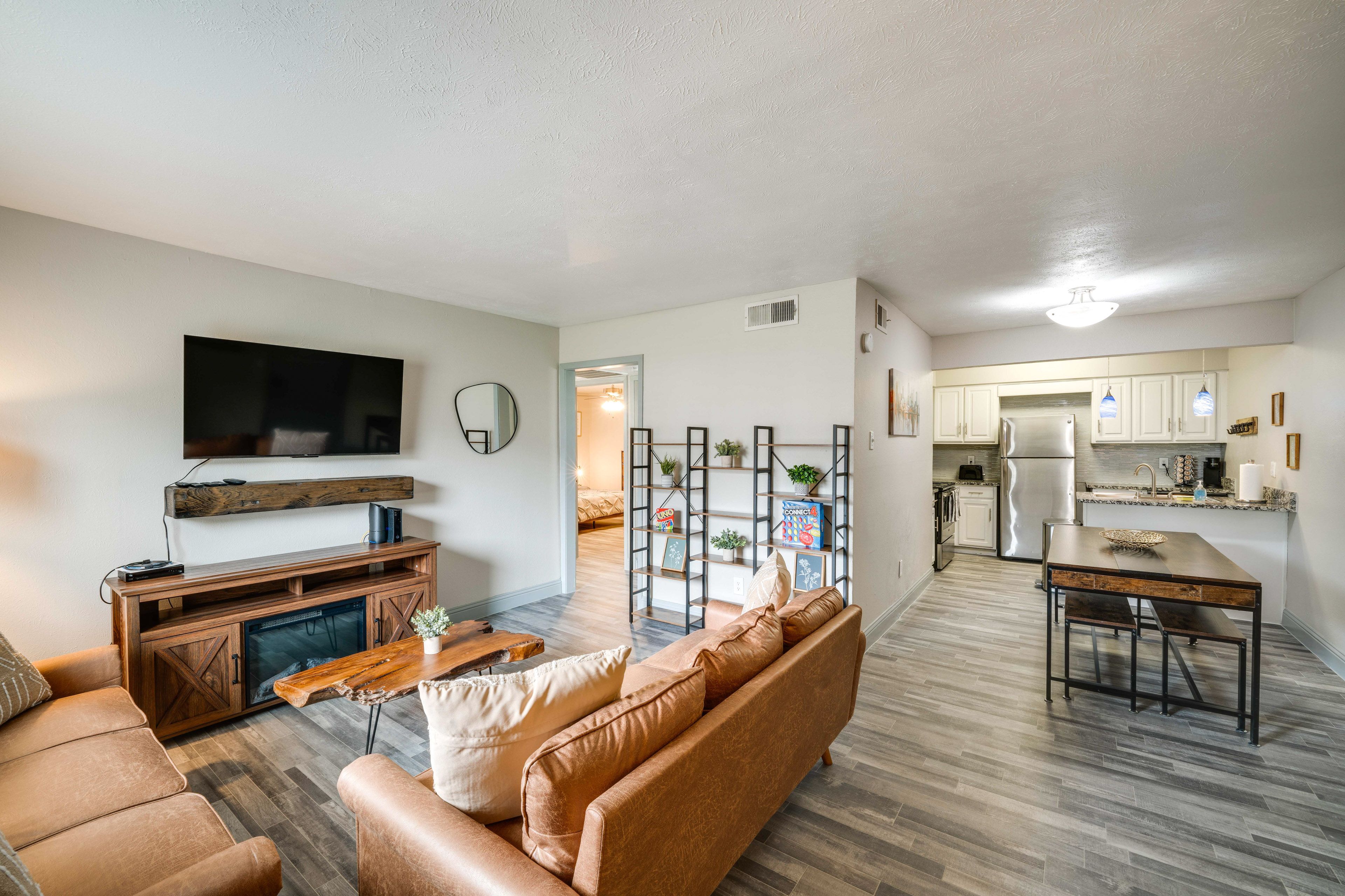 Dallas Vacation Rental | 2BR | 2BA | 1 Step Required | 960 Sq Ft