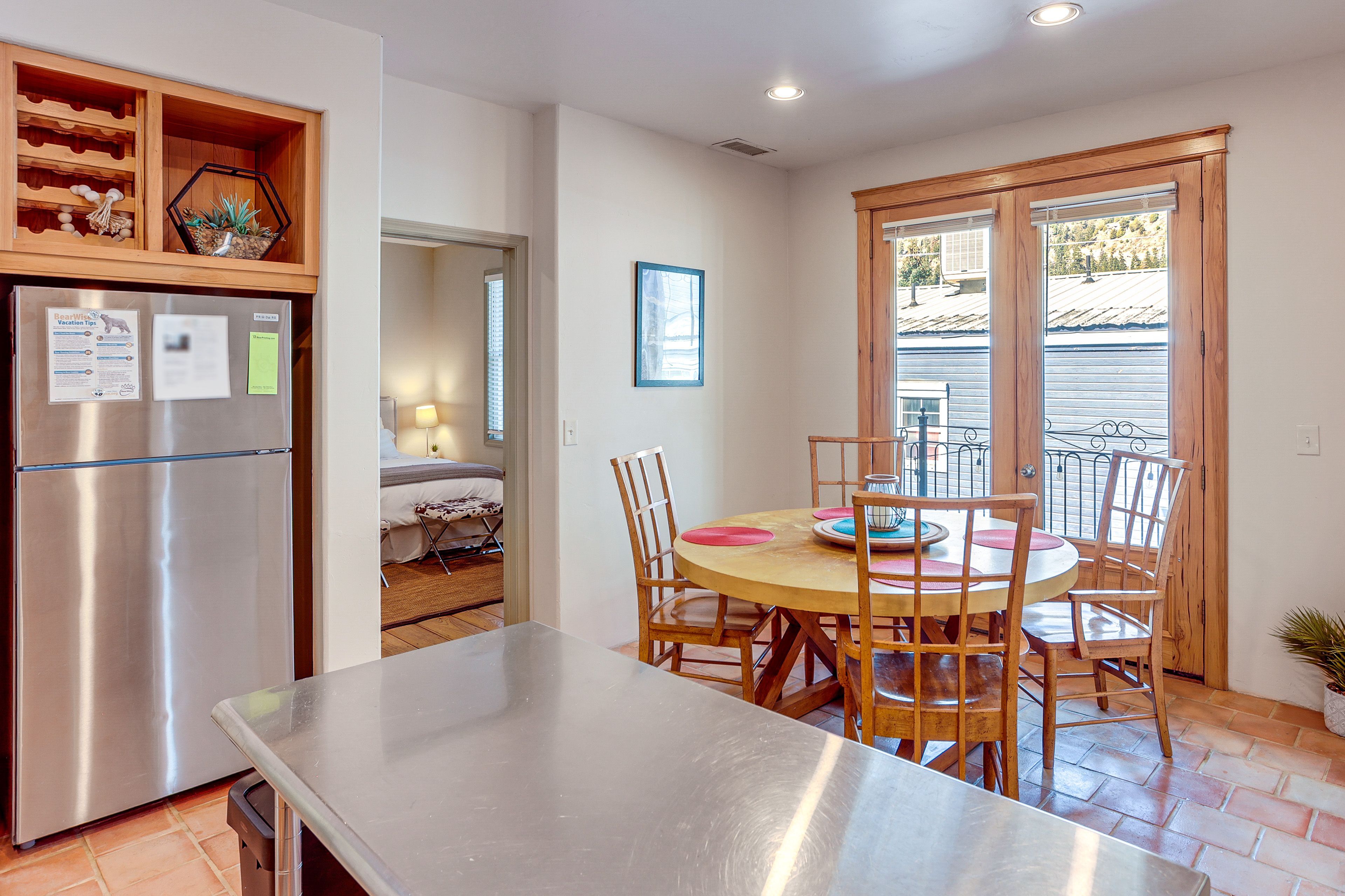 Dining Area | Dishware/Flatware