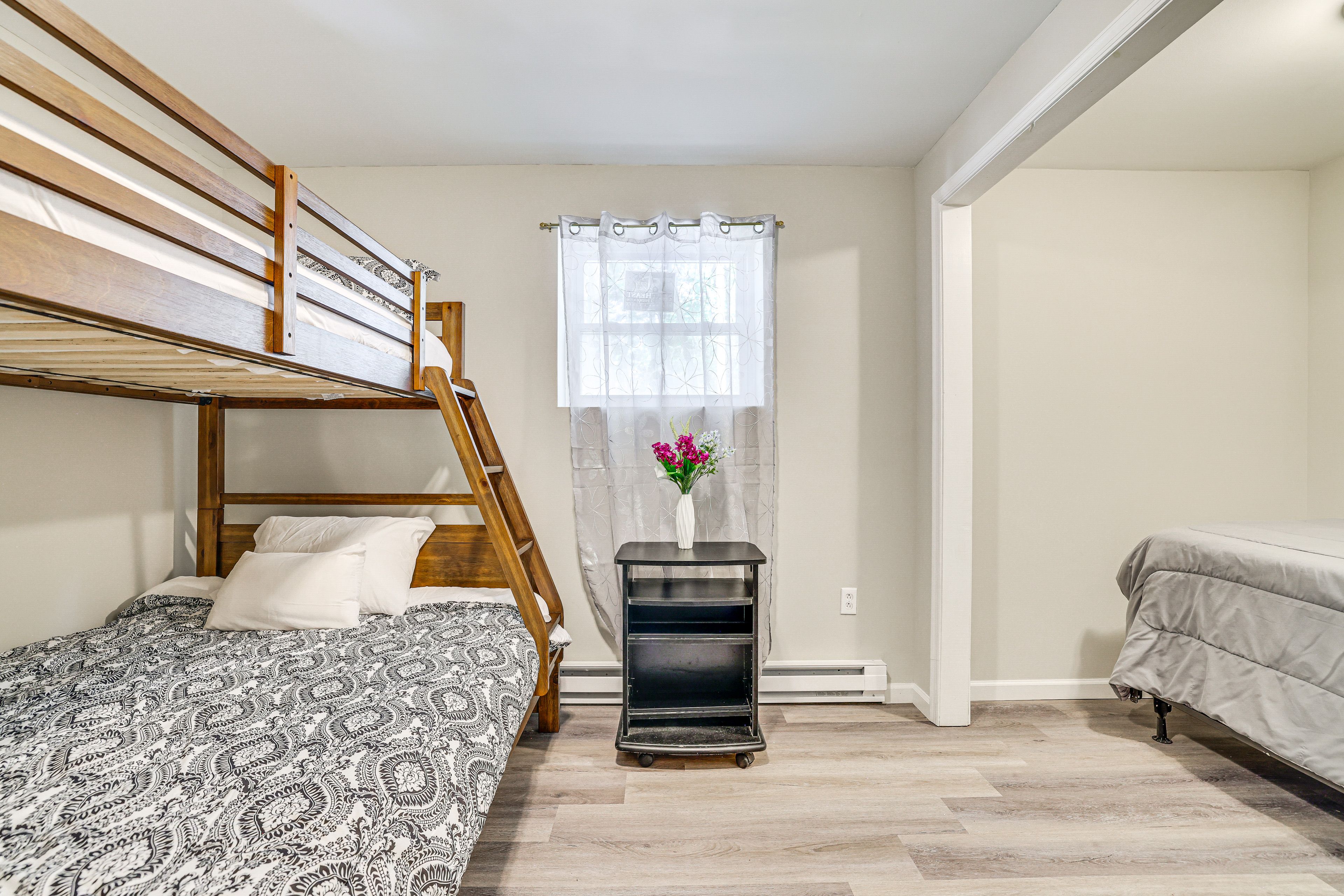 Bedroom 4 | Basement | Twin/Full Bunk Bed | Full Bed