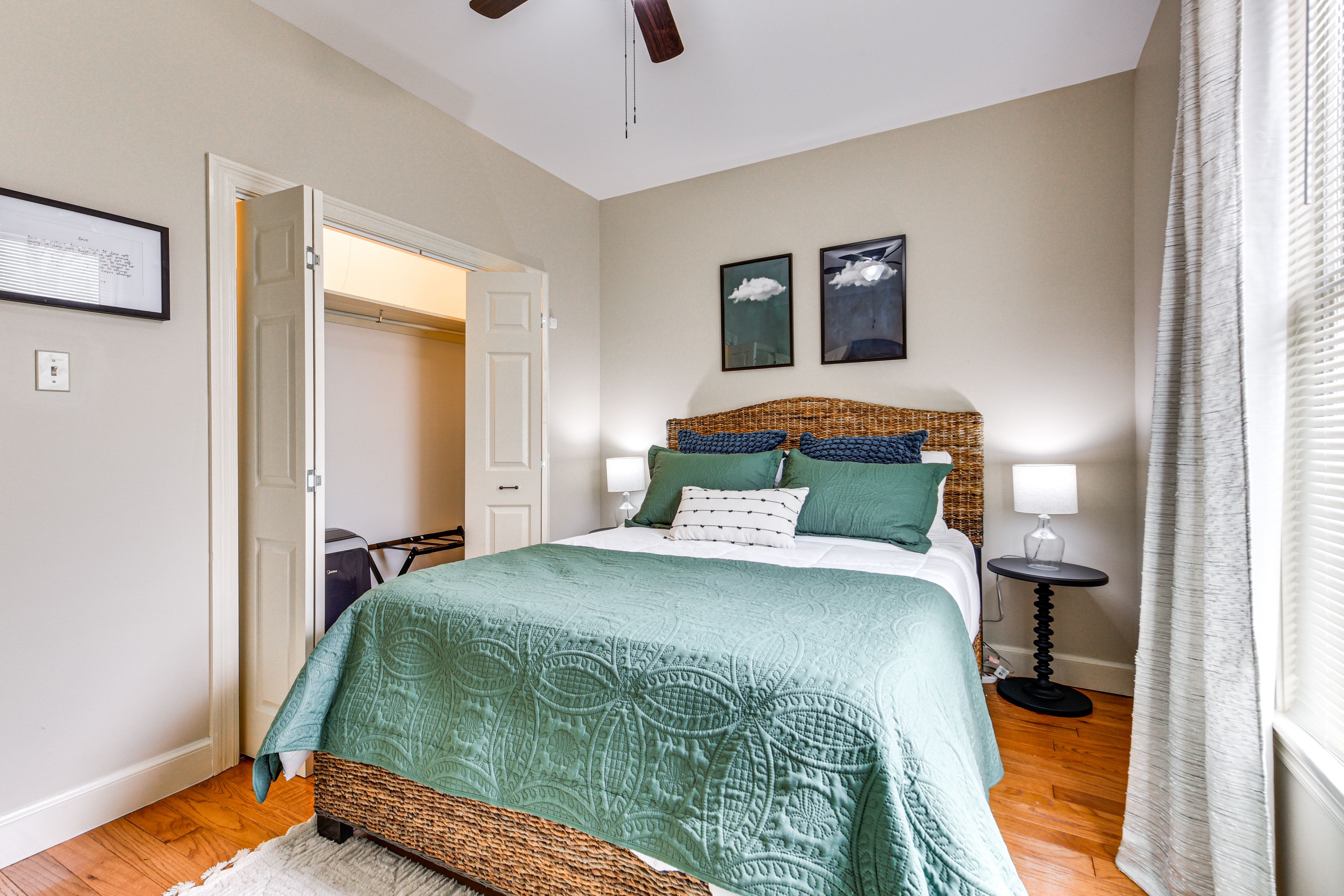 Bedroom 2 | Queen Bed
