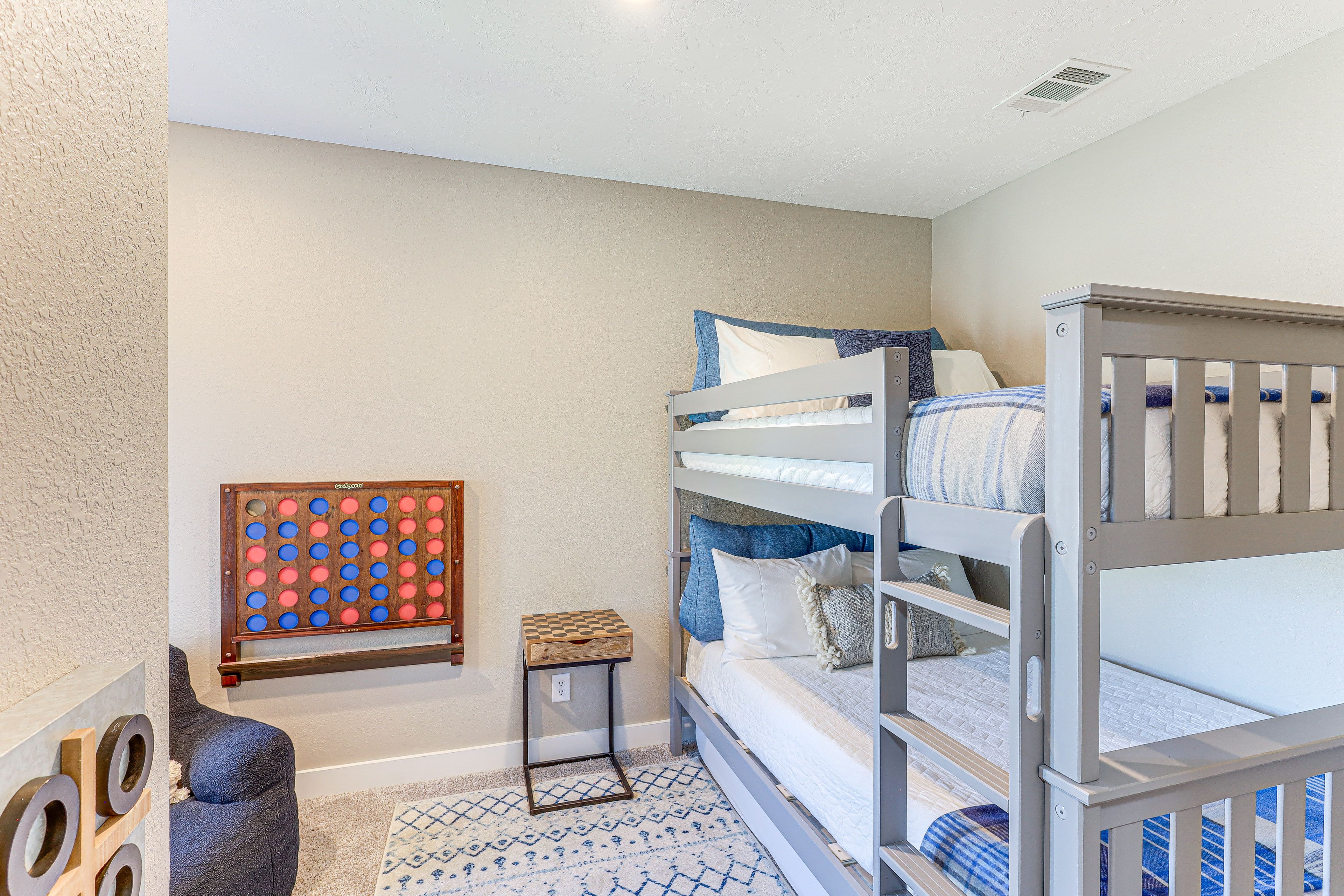 Bedroom 3 | Full Bunk Bed w/ Twin Trundle | Games