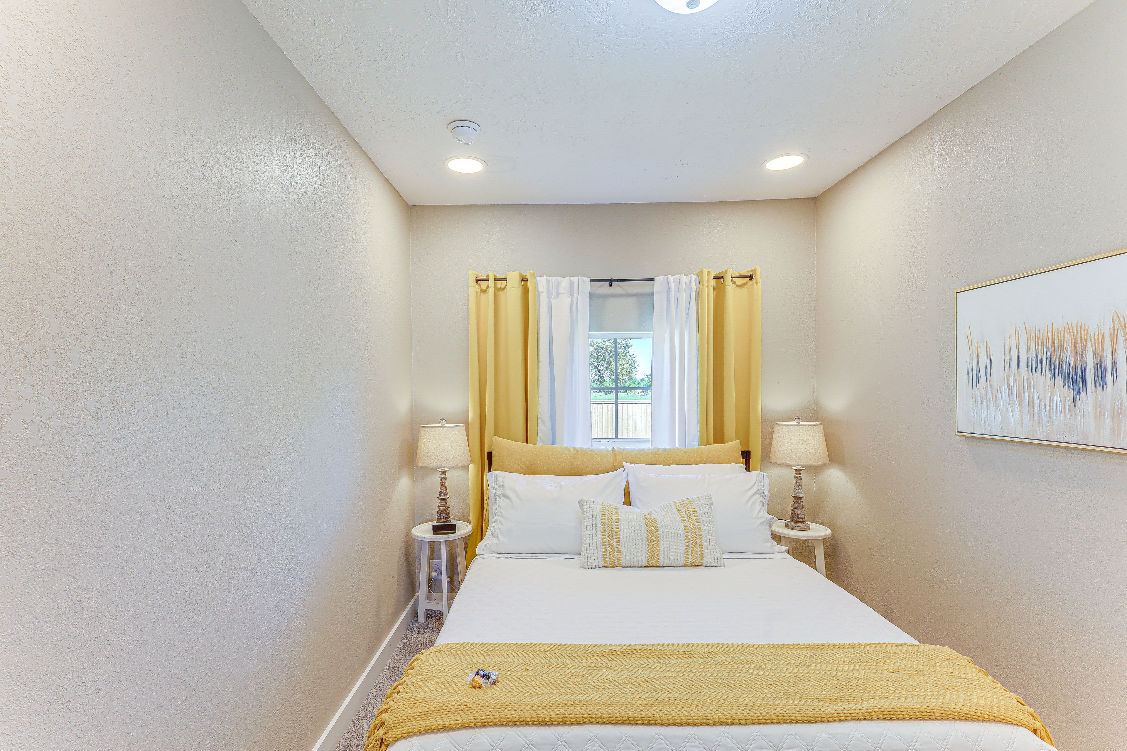 Bedroom 2 | Queen Bed | Linens Provided