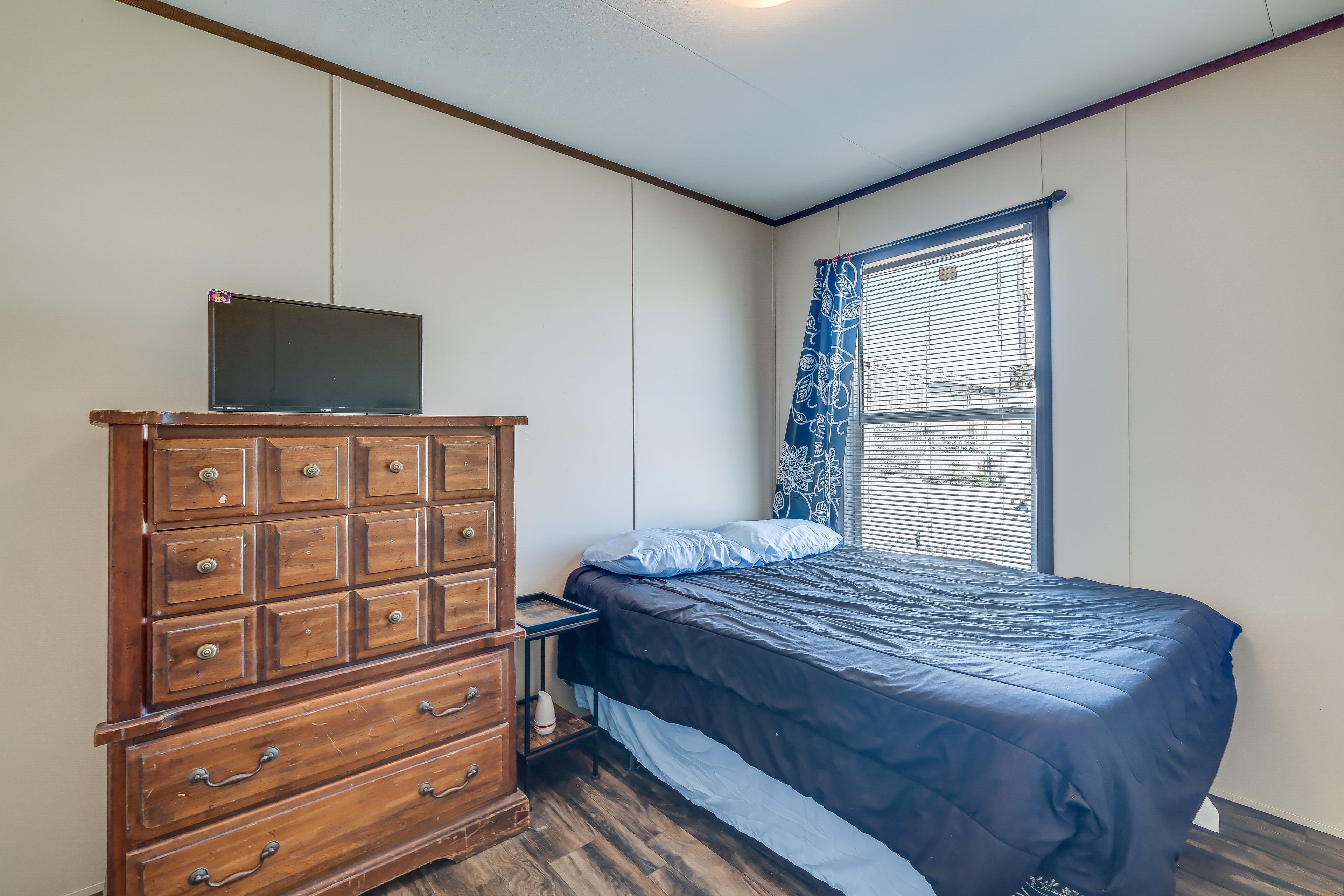 Bedroom 5 | Full Bed | En-Suite Bathroom