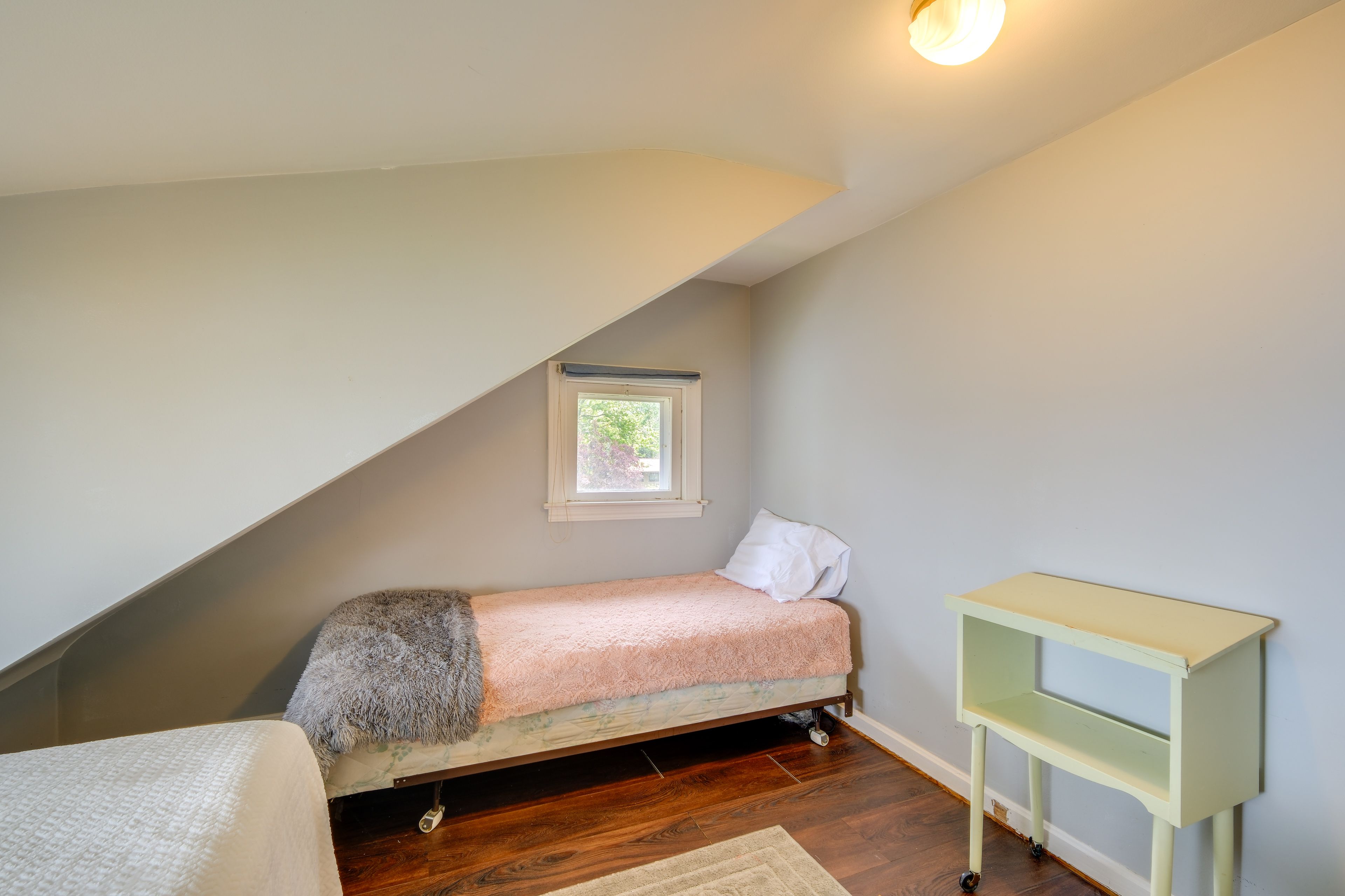 Bedroom 4 | 2 Twin Beds