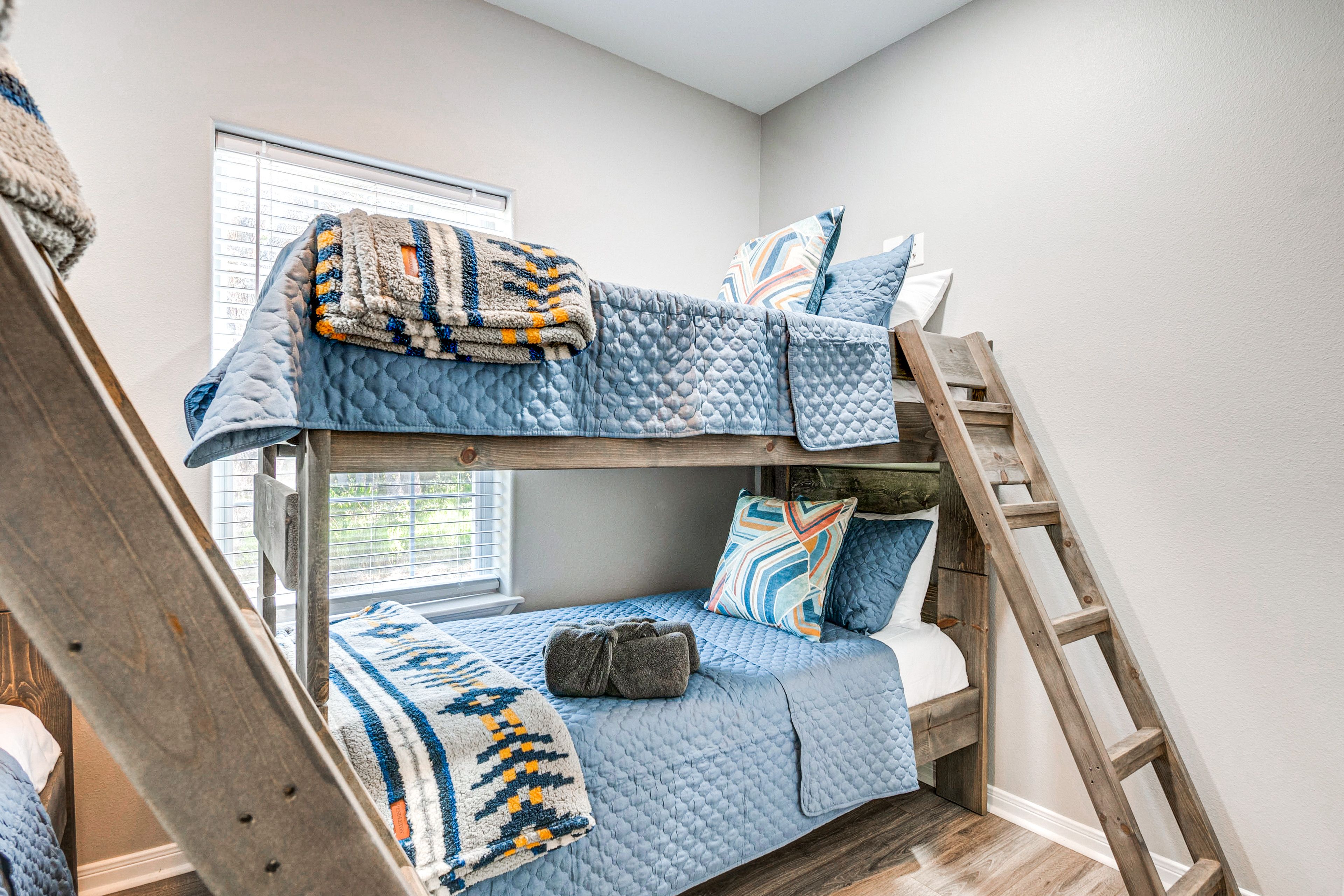 Bedroom 3 | 2 Twin Bunk Beds