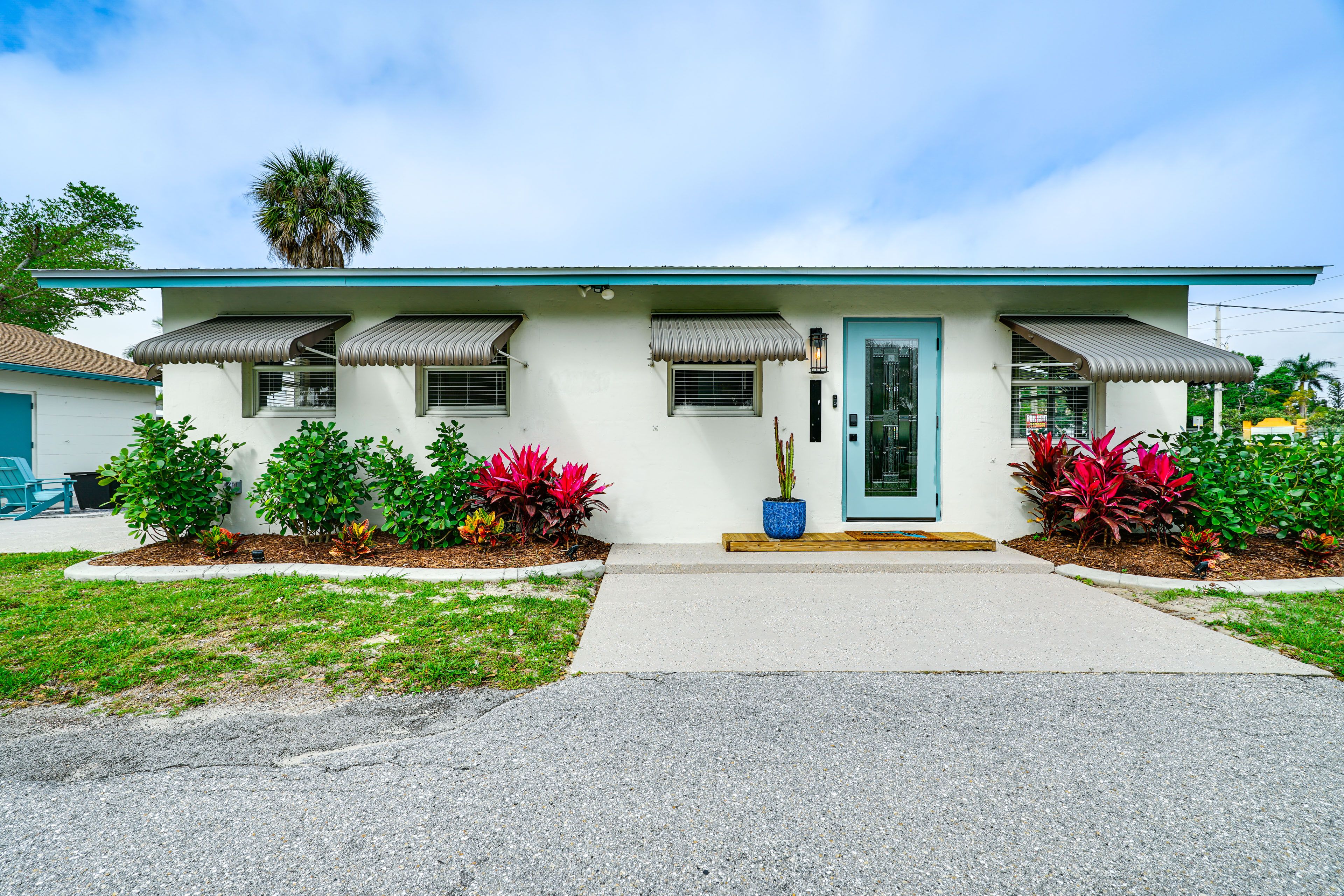 Entrance | Single-Story Home