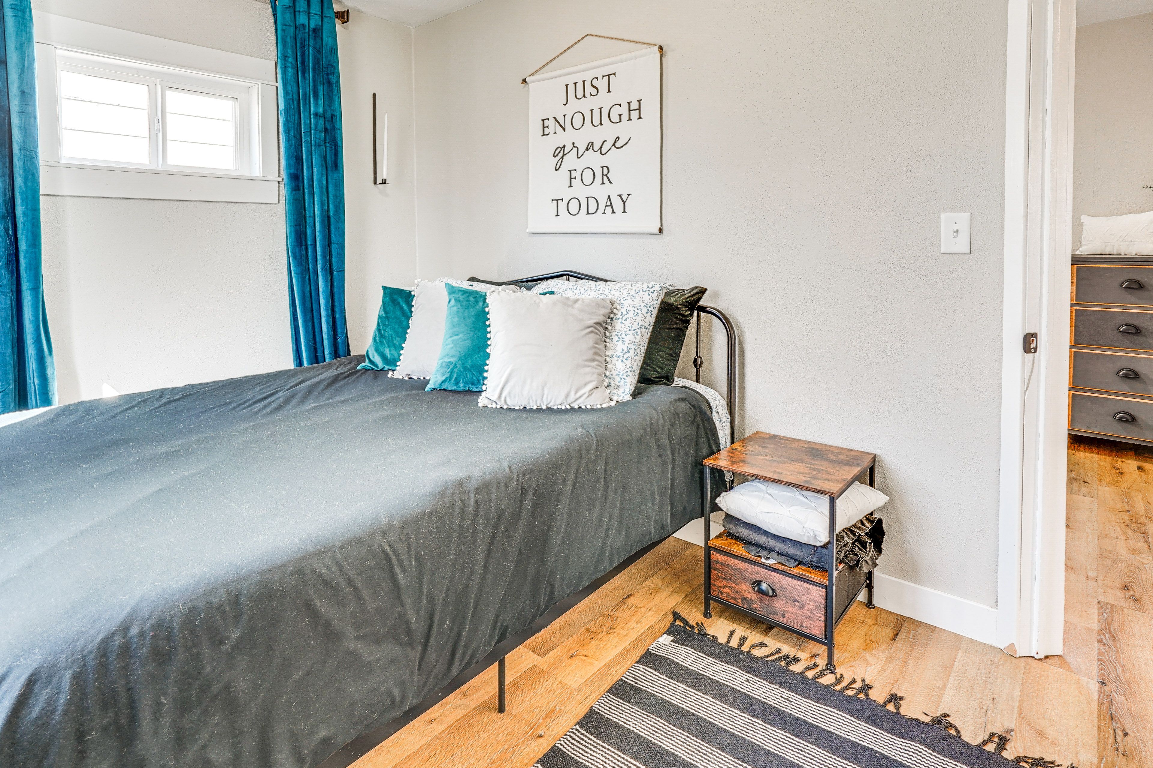 Bedroom 1 | Queen Bed | Linens Provided | Main Level