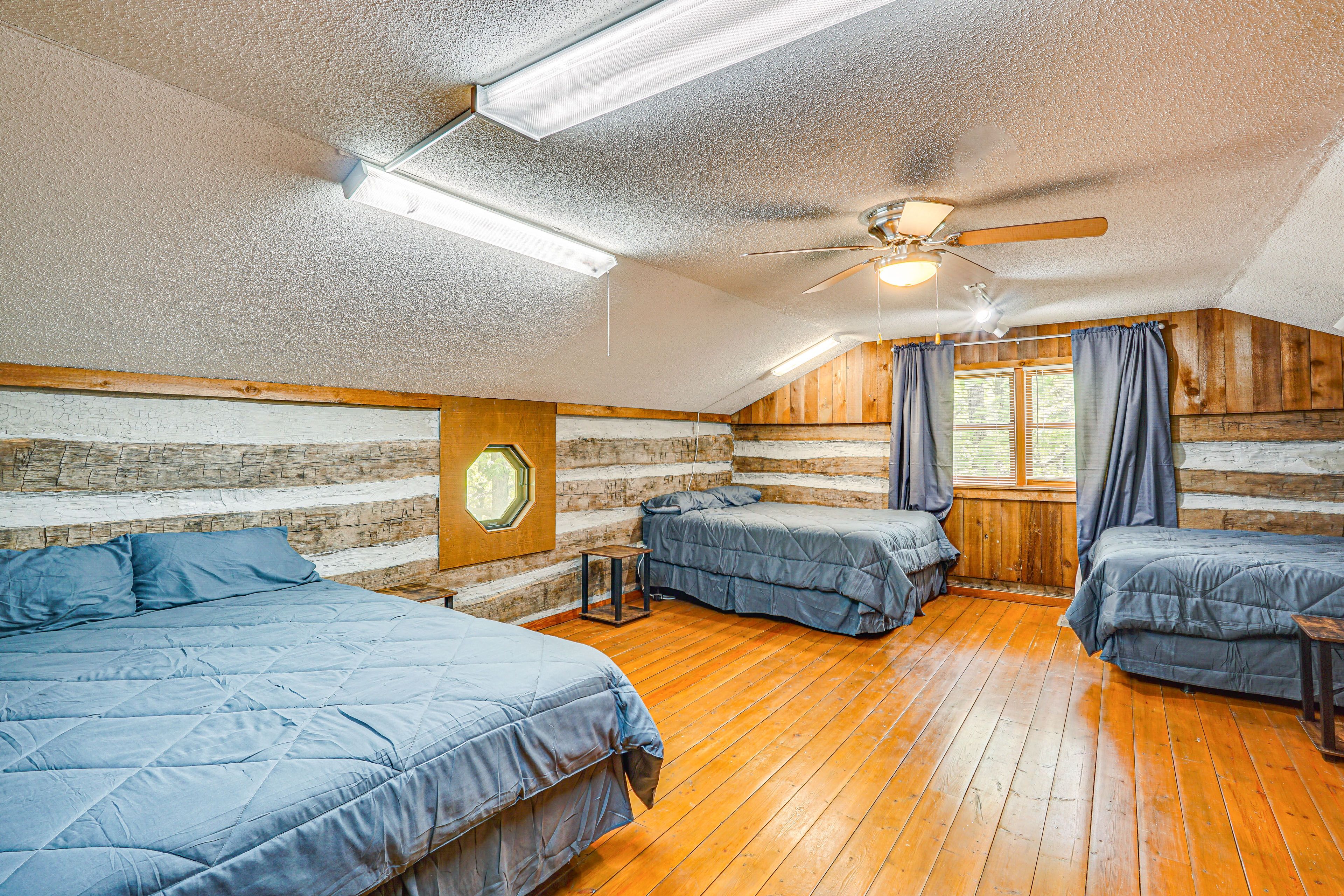Bedroom 2 | 3 Queen Beds | Workstation | En-Suite Bathroom | 3rd Floor