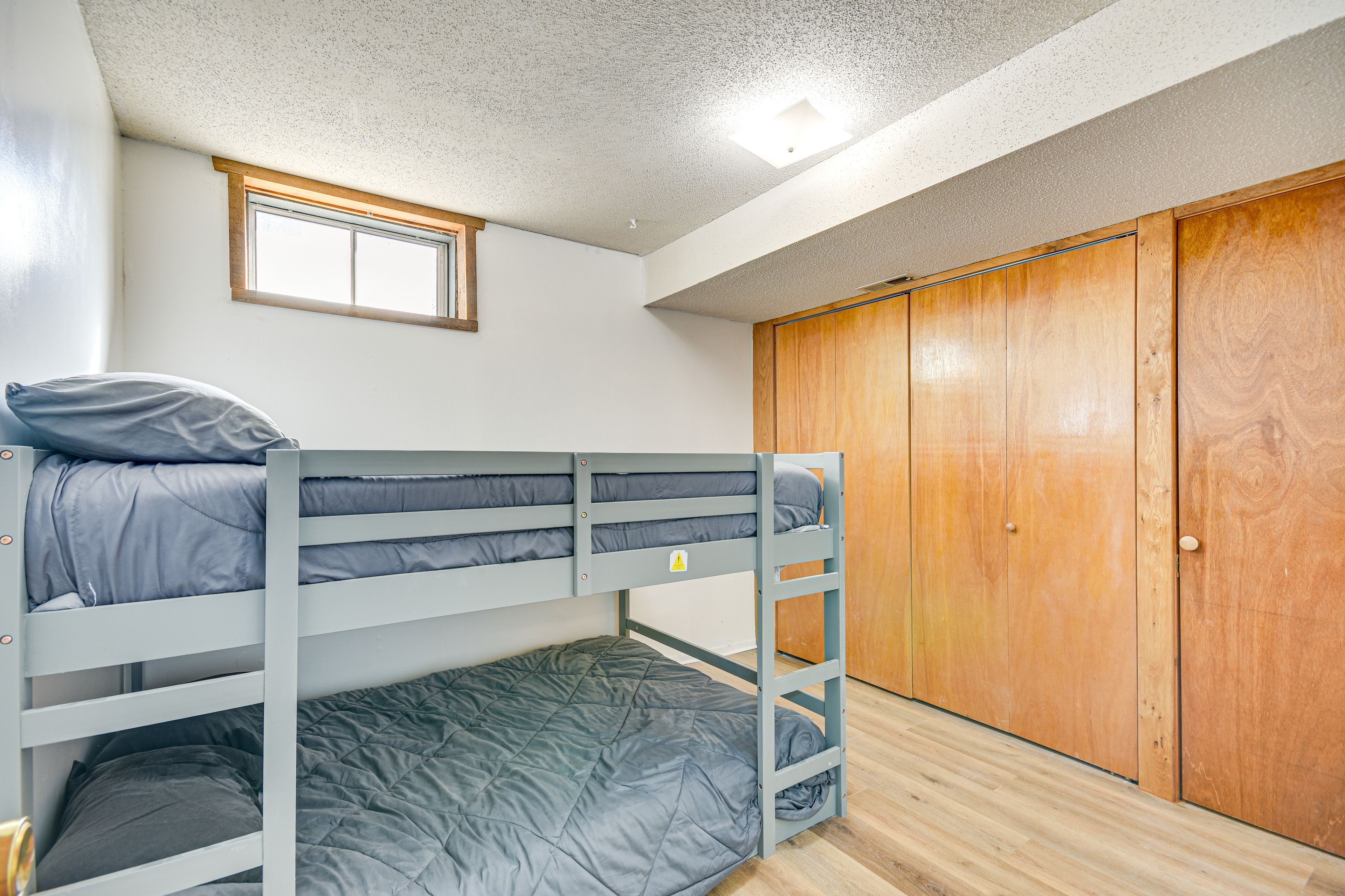 Bonus Room | Full Bunk Bed | 1st Floor