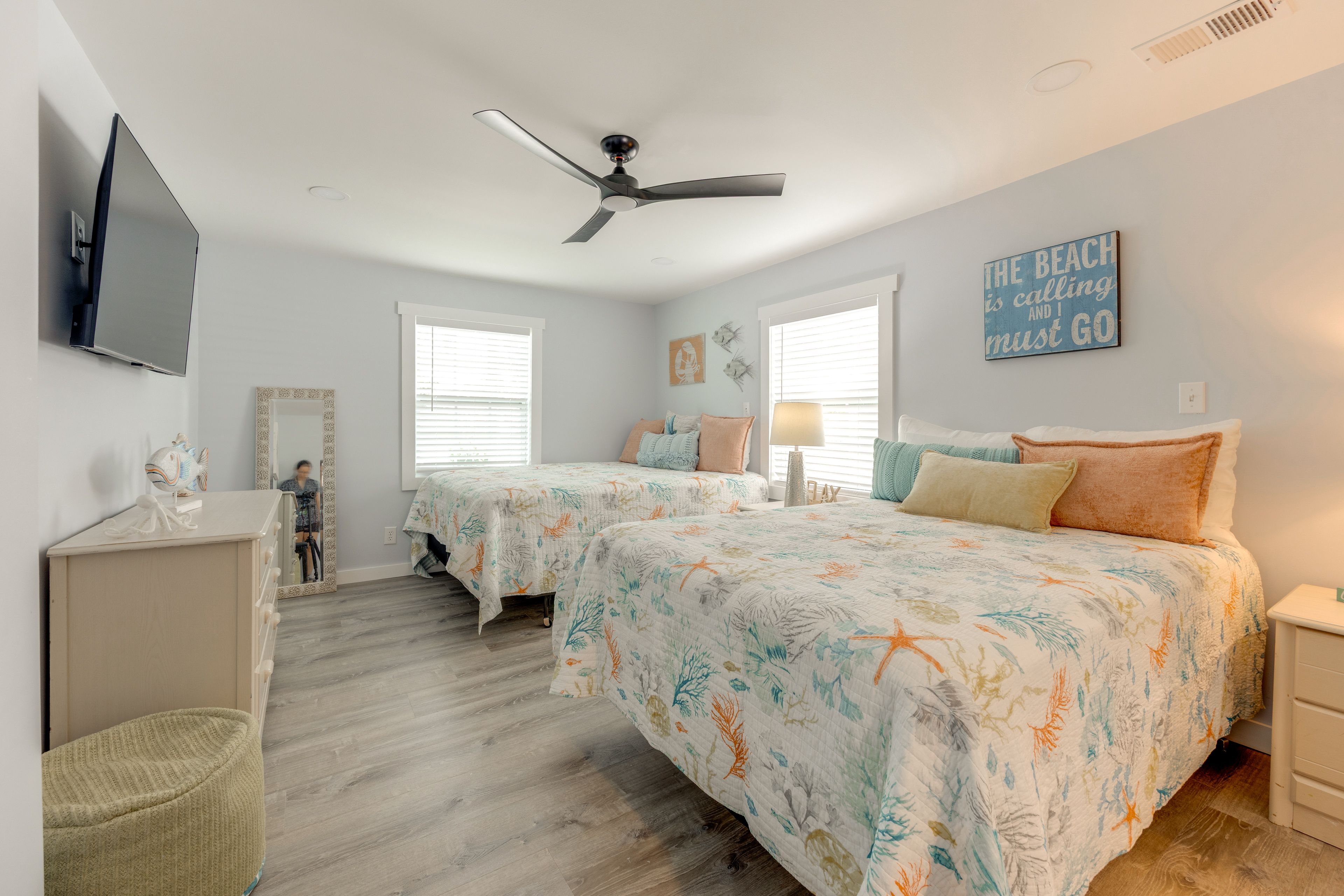 Bedroom 3 | Queen Bed | Full Bed