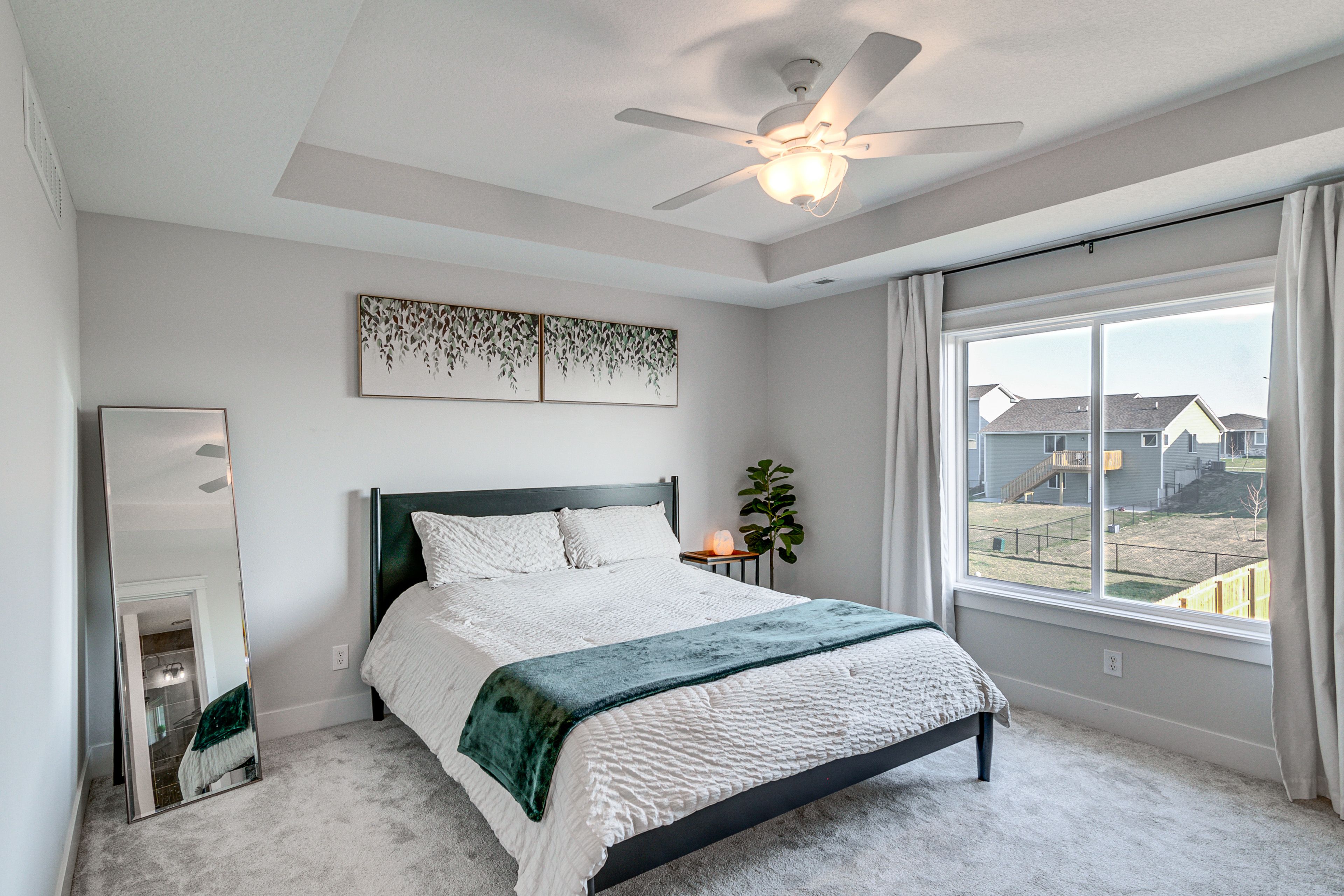 Bedroom 1 | King Bed | Walk-In Closet | Upper Level