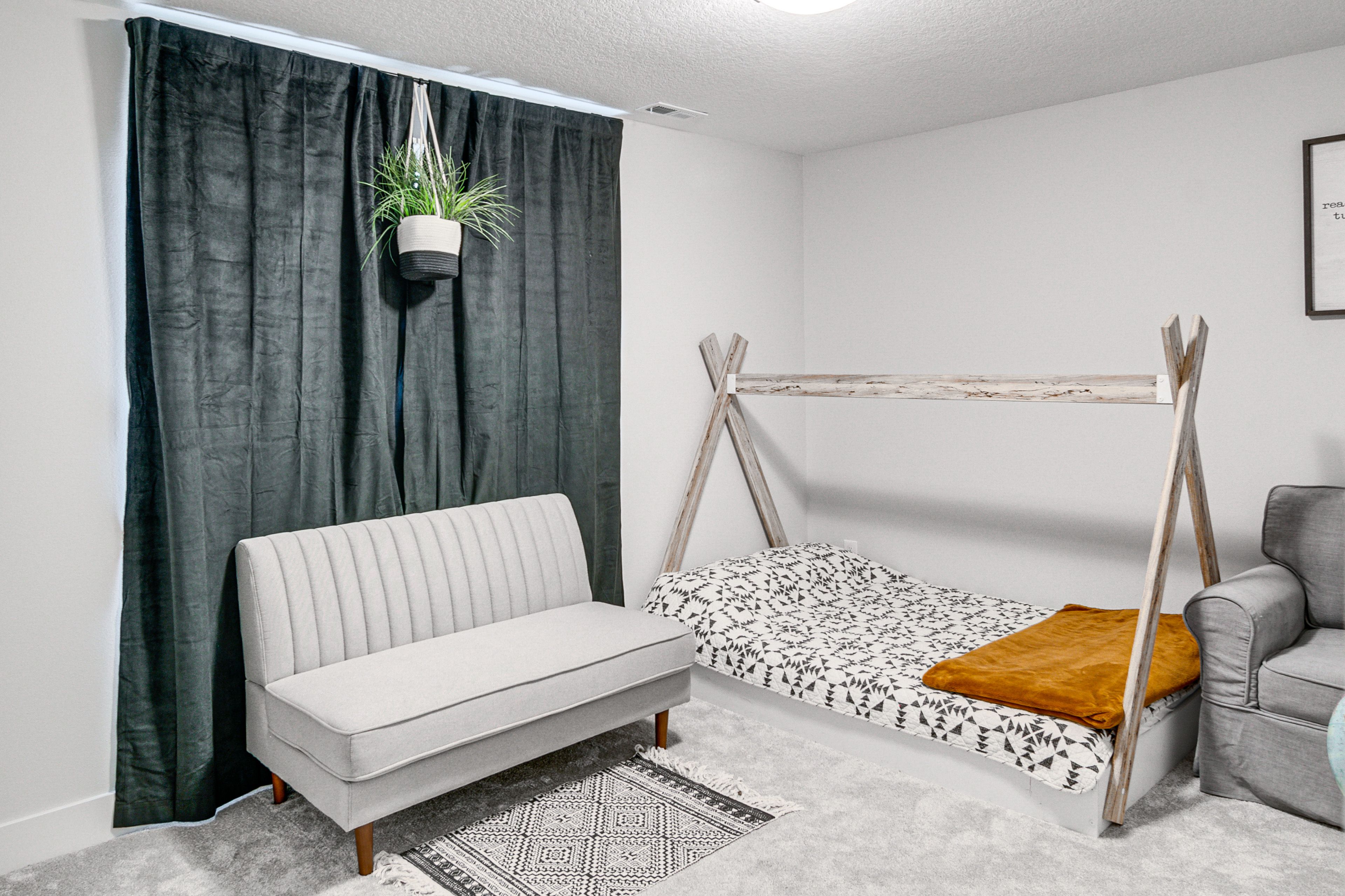 Bedroom 4 | Full Bed | Upper Level