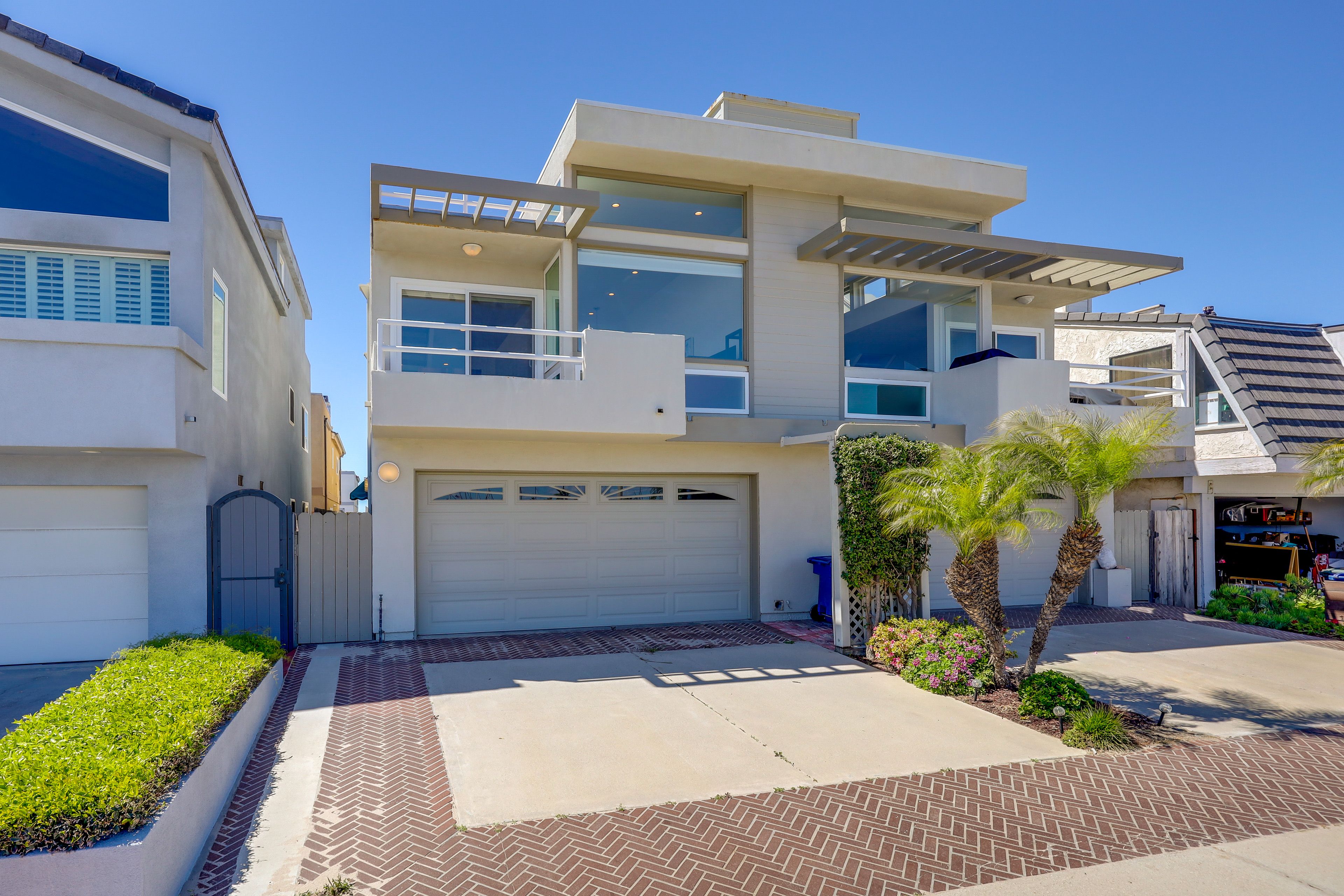 Townhome Exterior | Garage (2 Vehicles) | Driveway (2 Vehicles) | EV Charger