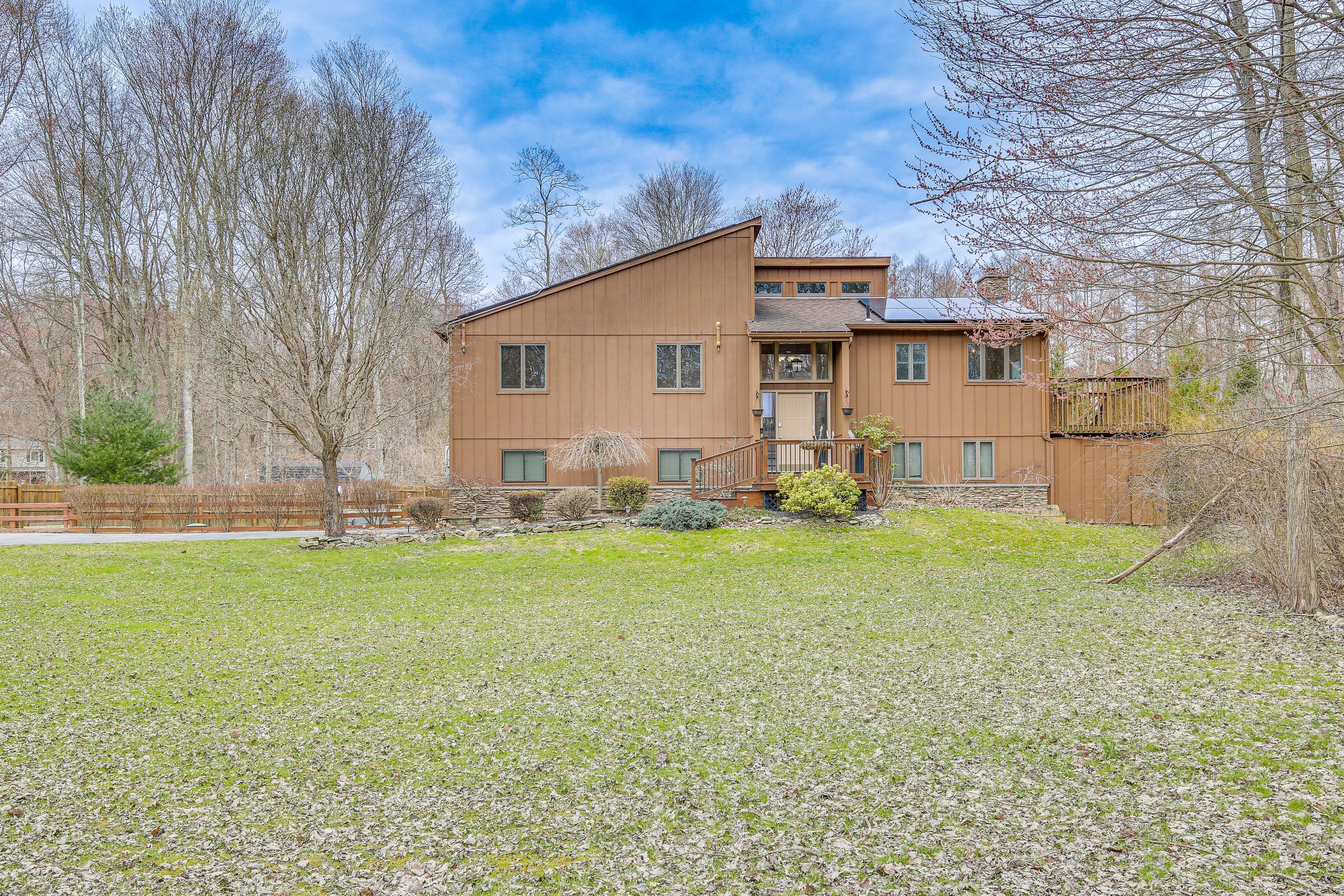 Private Yard/Exterior