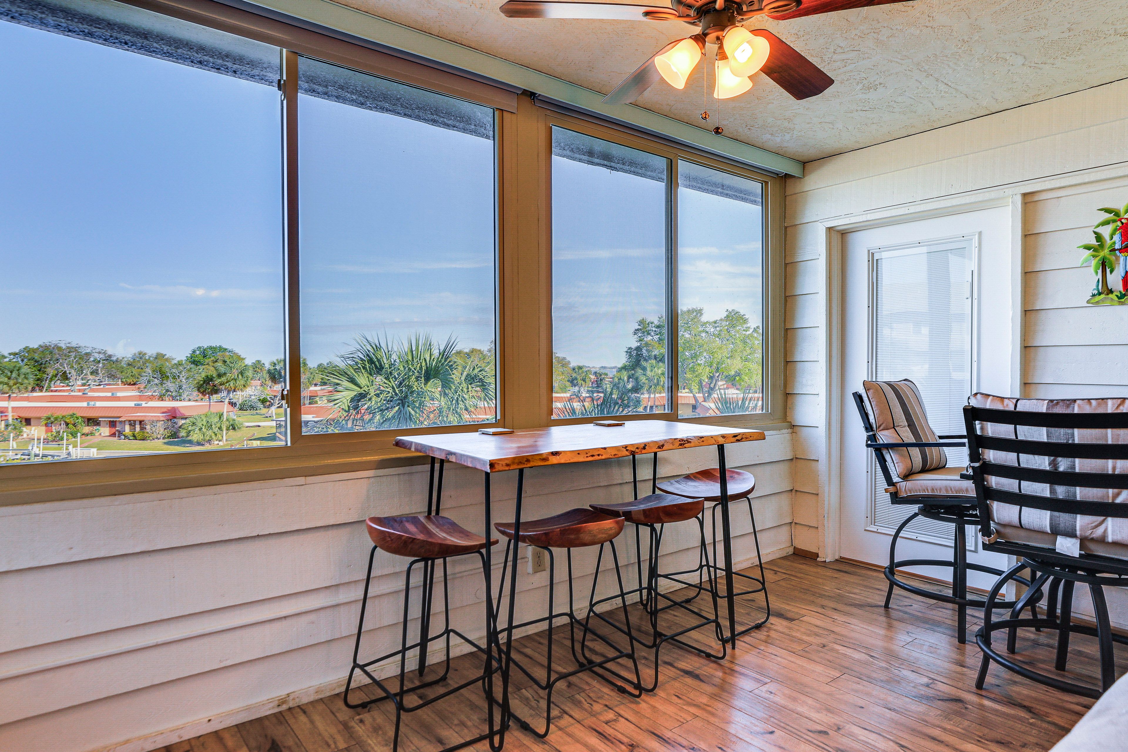 Sunroom | Beach Gear