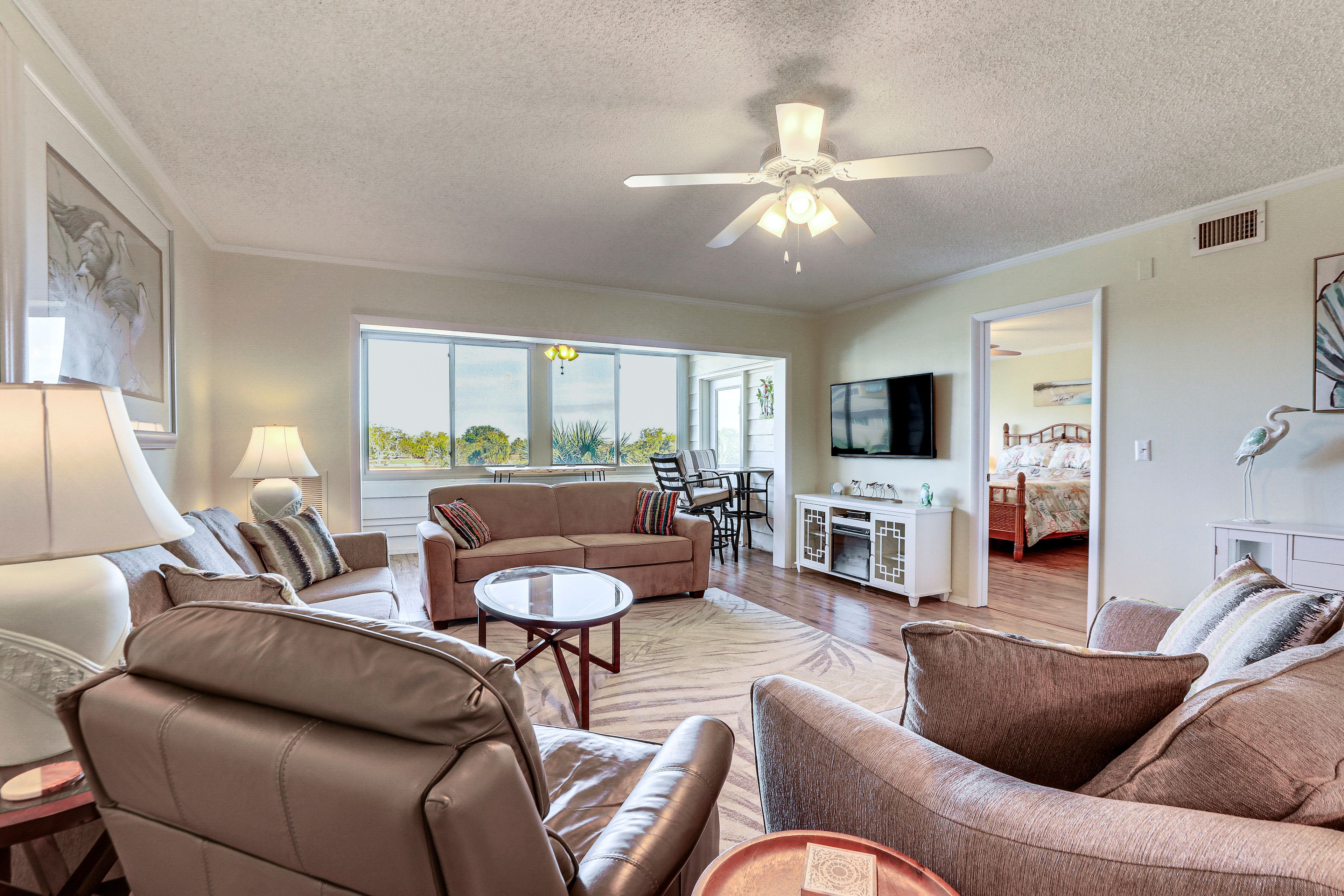 Living Room | Smart TV | Electric Fireplace | Board Games & Books