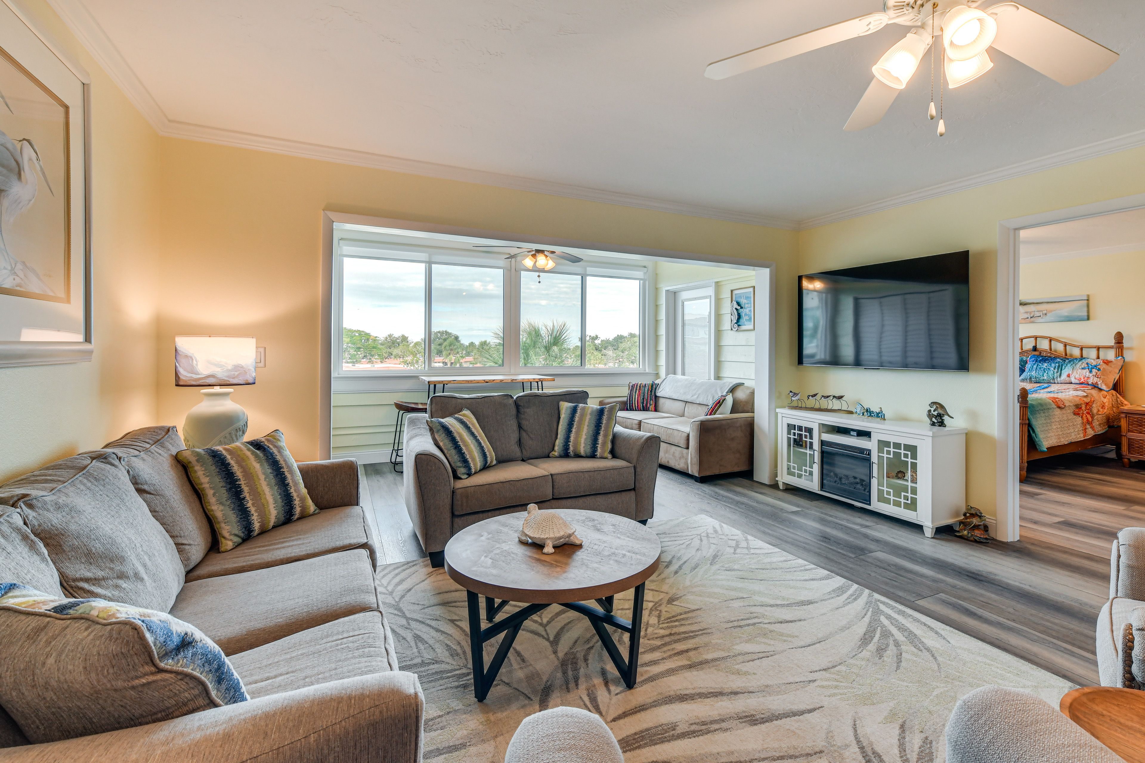 Bradenton Vacation Rental | 2BR | 2BA | 1,218 Sq Ft | Step-Free Access