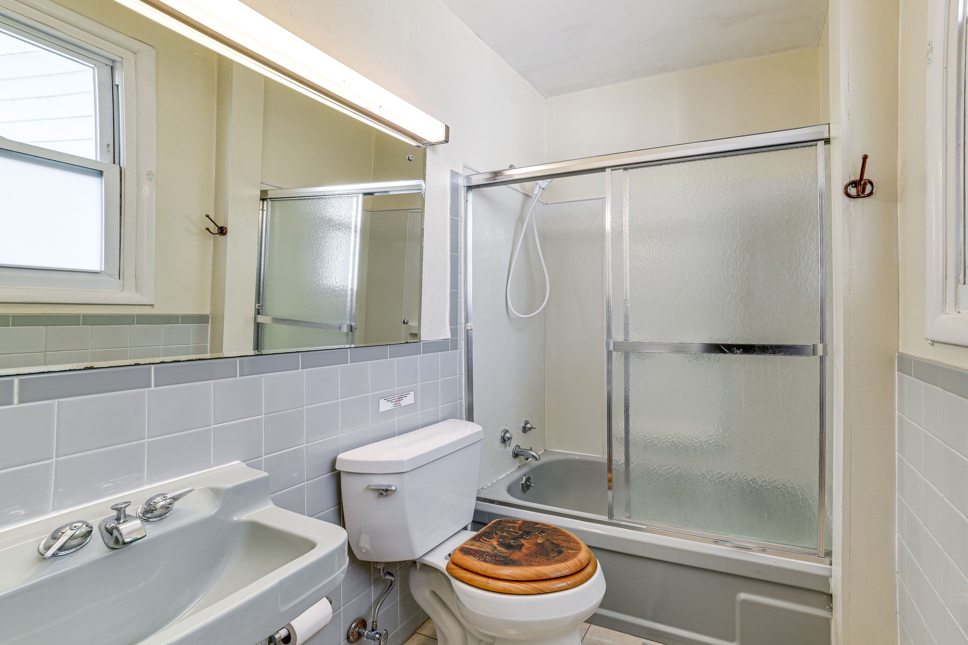 En-Suite Bathroom | Top Level
