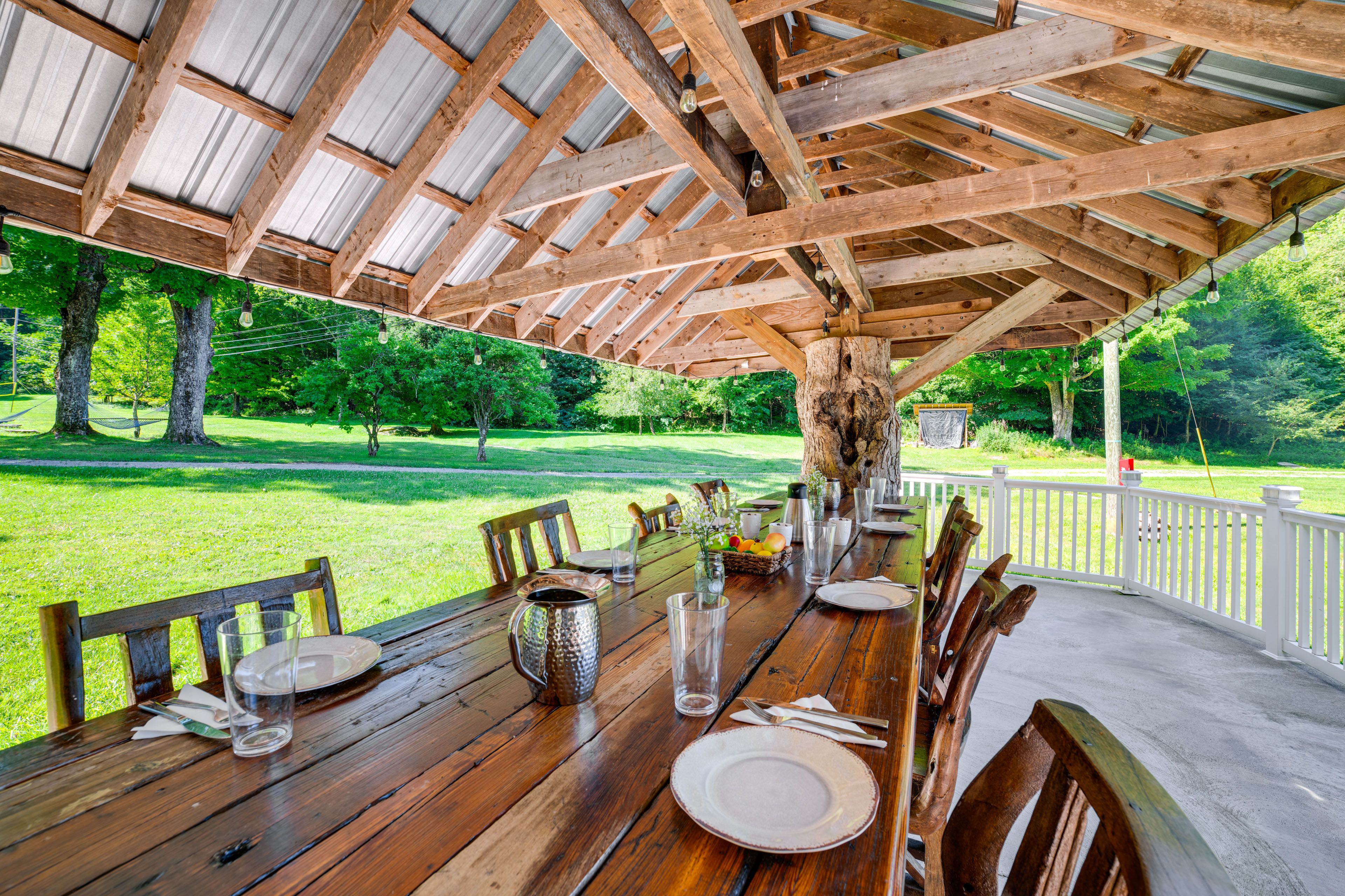 Picnic Area | Pond/Stream On-Site