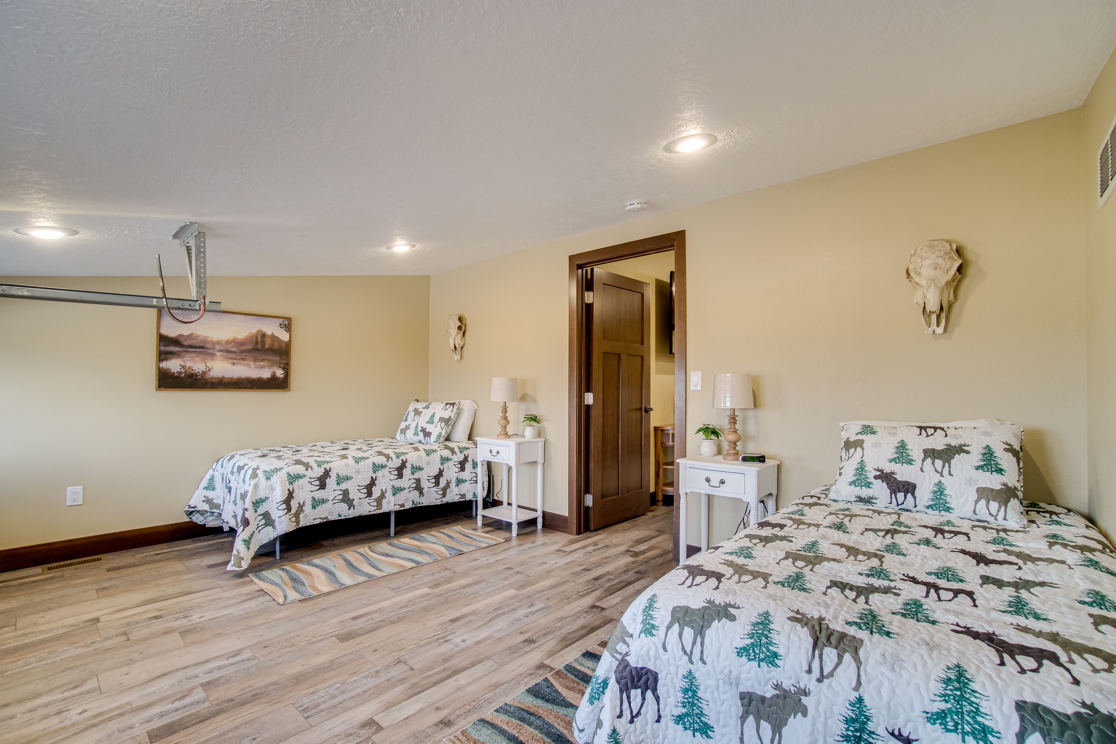 Bedroom 4 | 2 Twin Beds | 2nd Floor