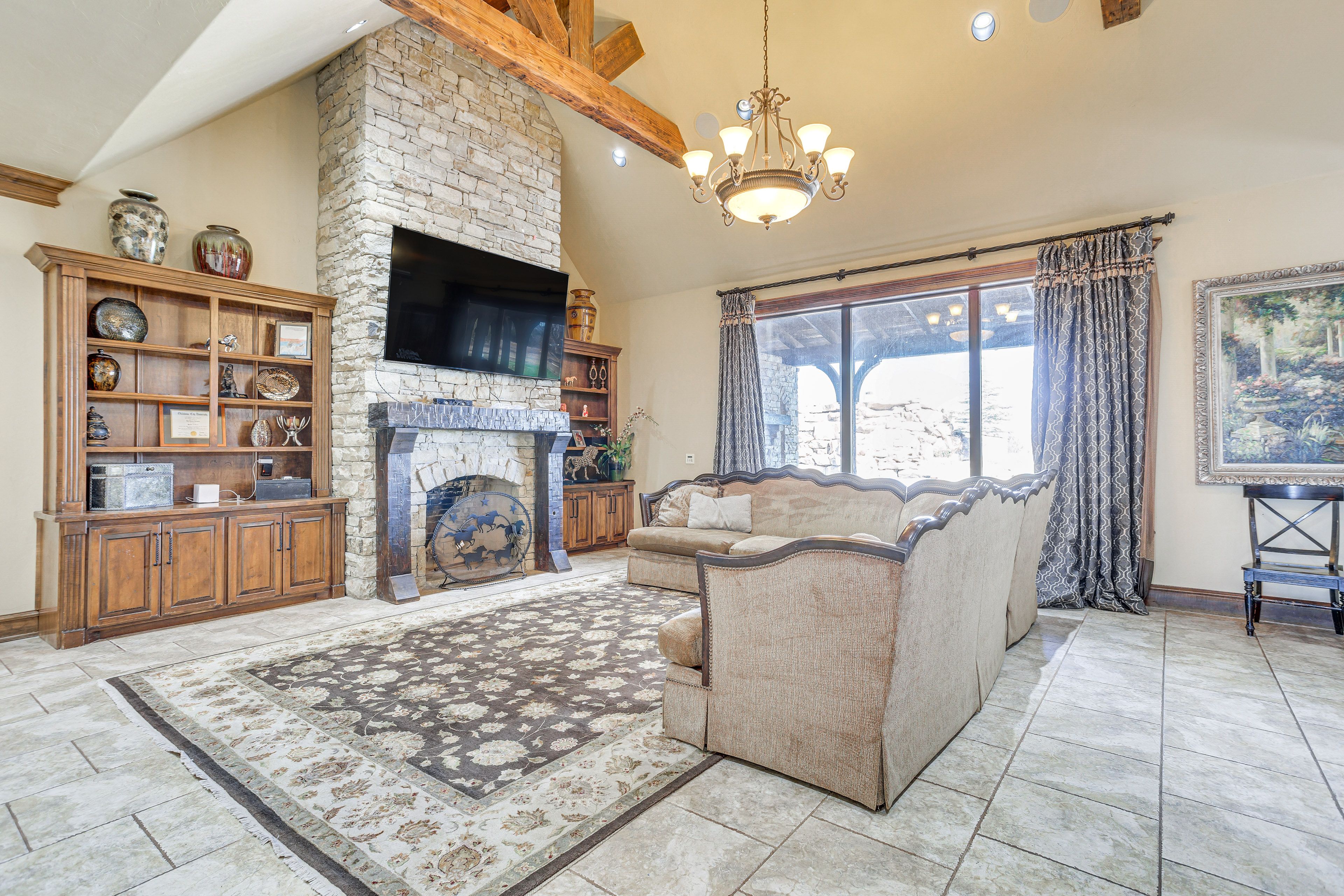 Edmond Vacation Rental | 4BR | 4.5BA | 5,000 Sq Ft | Stairs Required