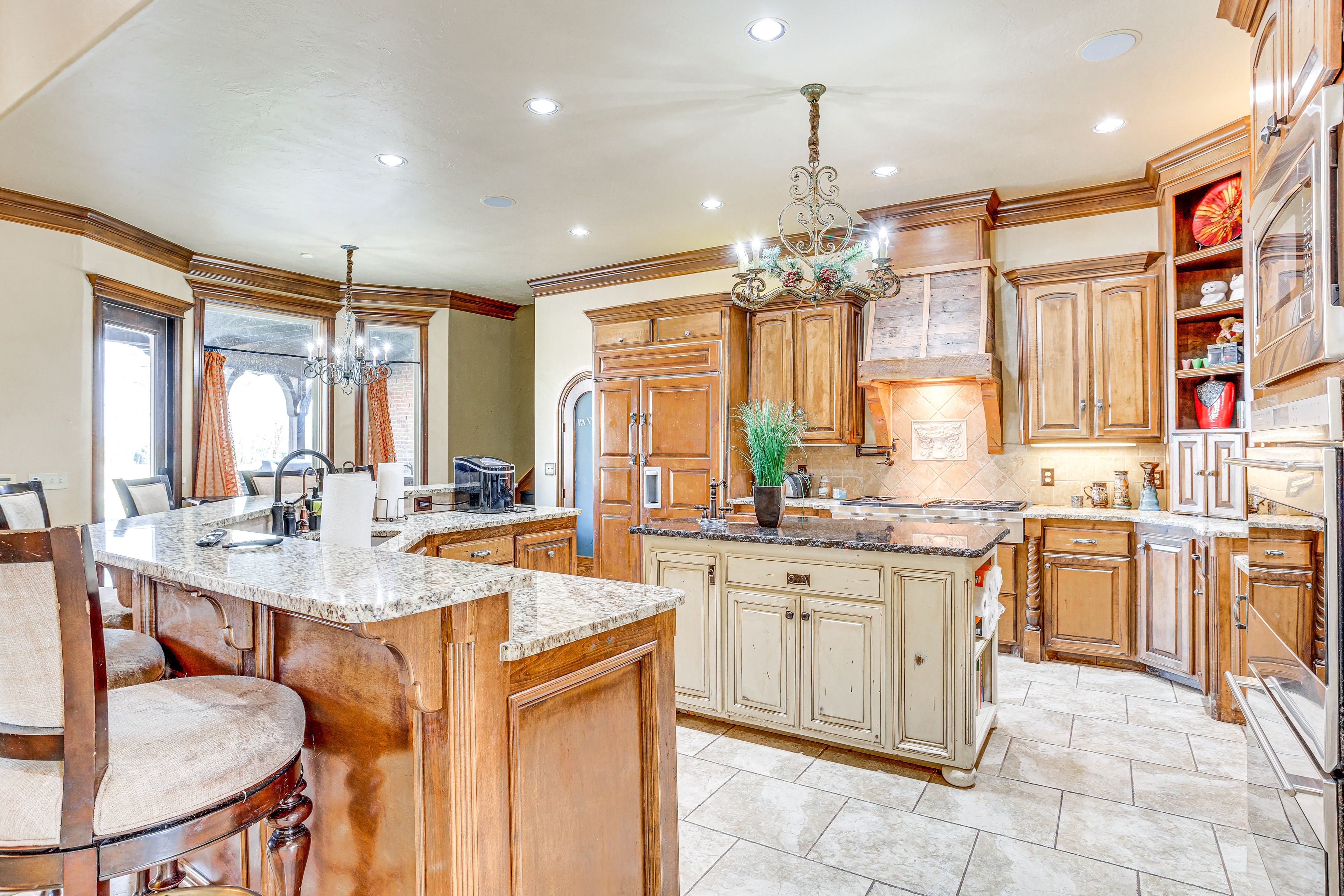 Kitchen | Free WiFi | Central A/C & Heating