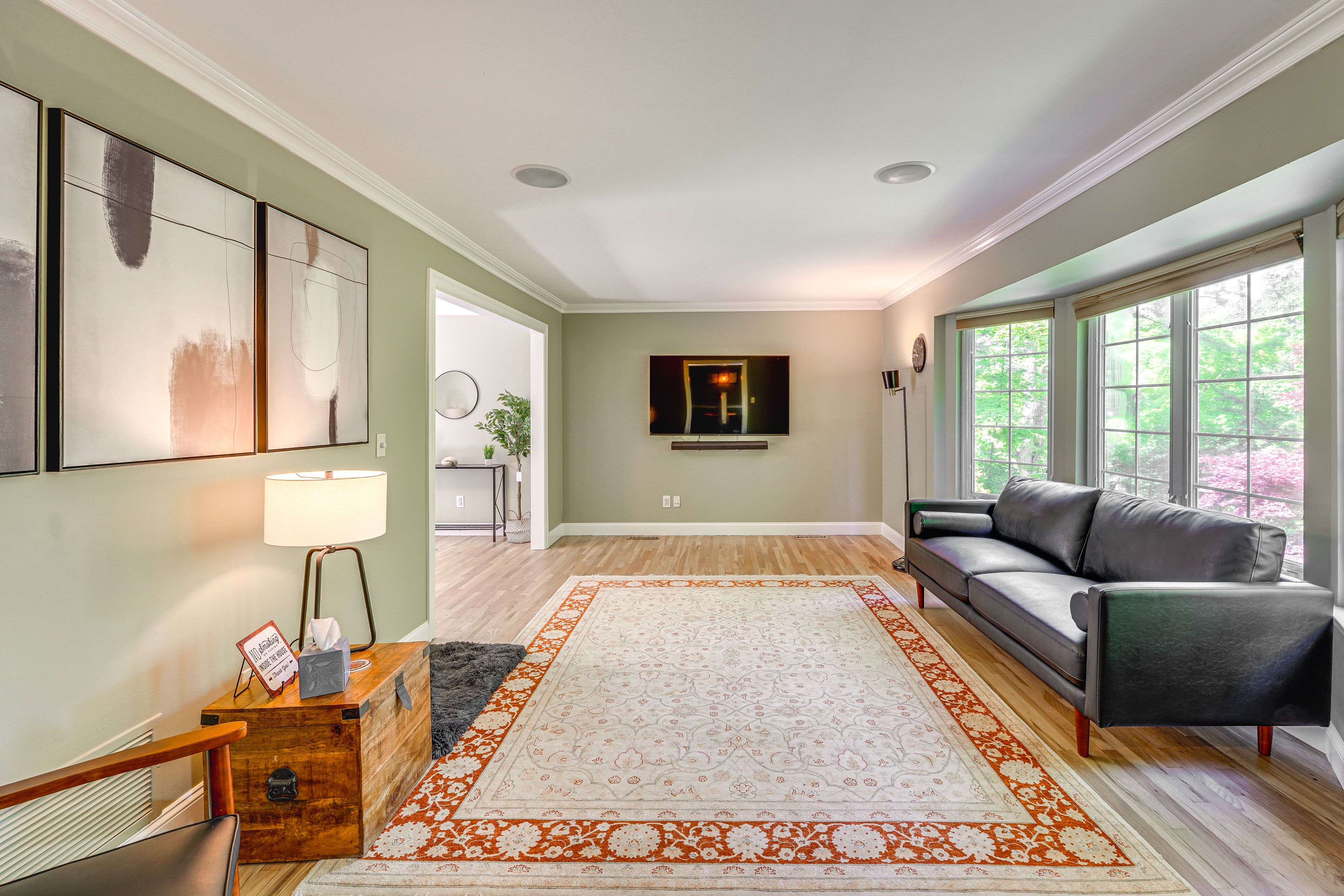Living Room | 1st Floor | Free WiFi | Central A/C & Heating