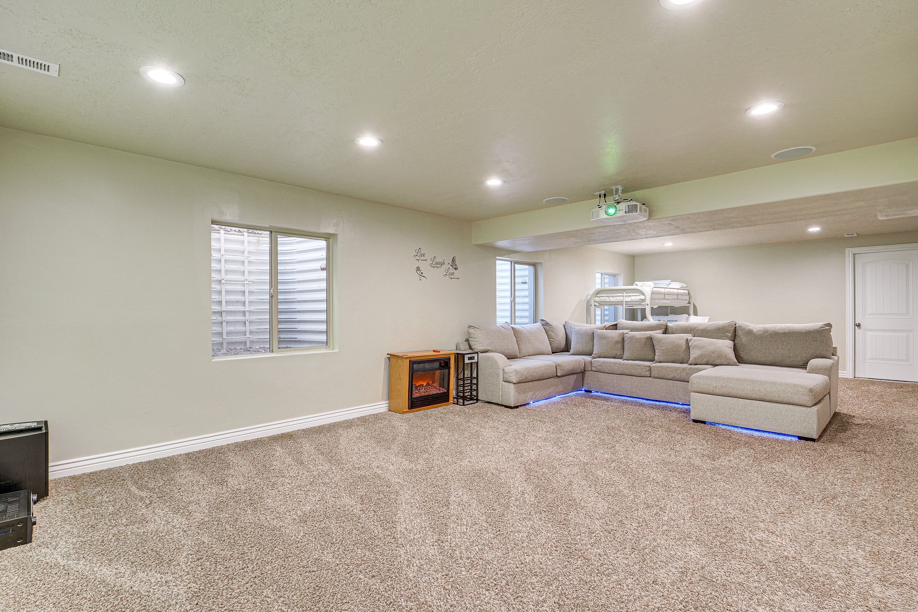 Living Room | Smart TV w/ Streaming Services | Video Projector Screen